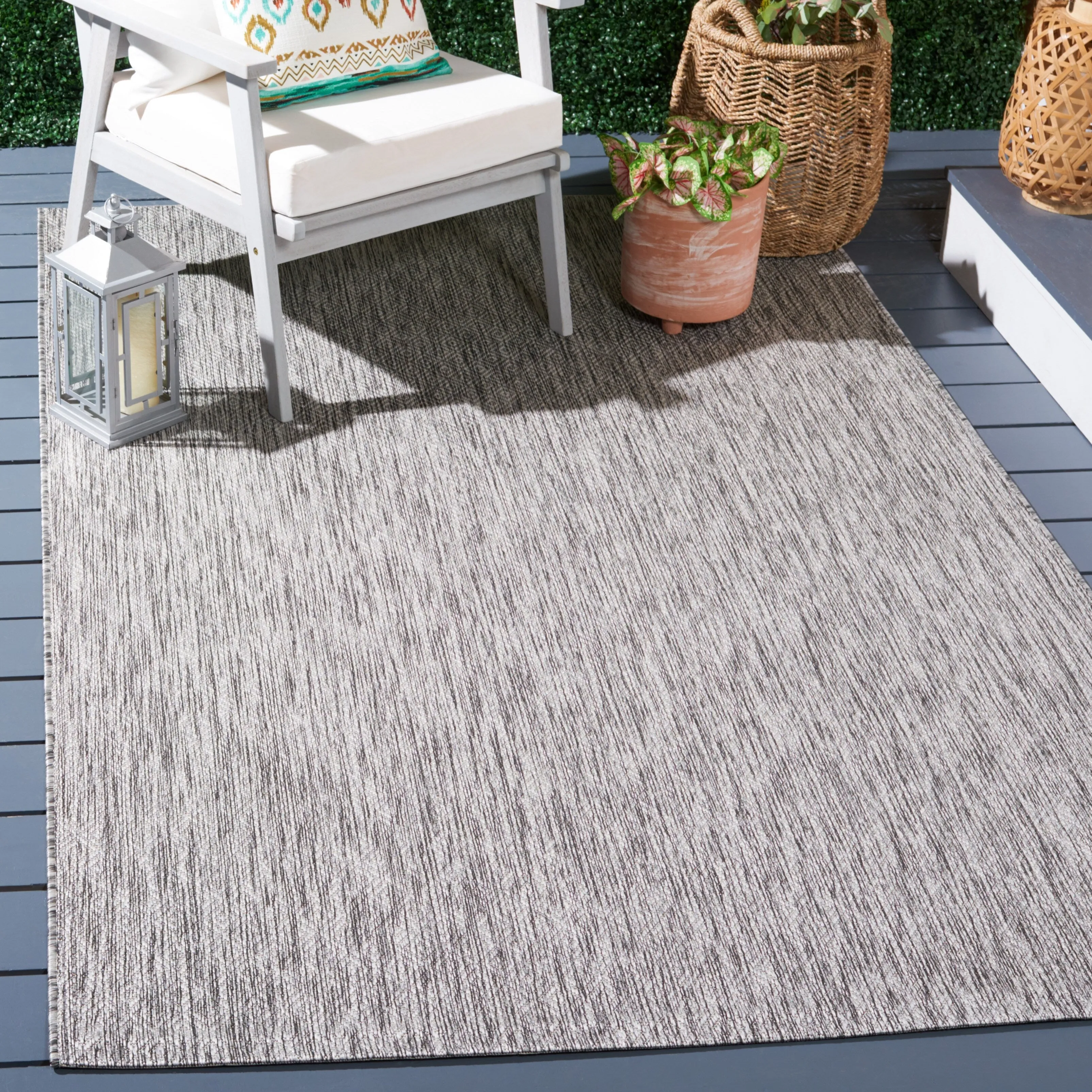 SAFAVIEH Courtyard Lumturie Indoor/Outdoor Waterproof Patio Rug