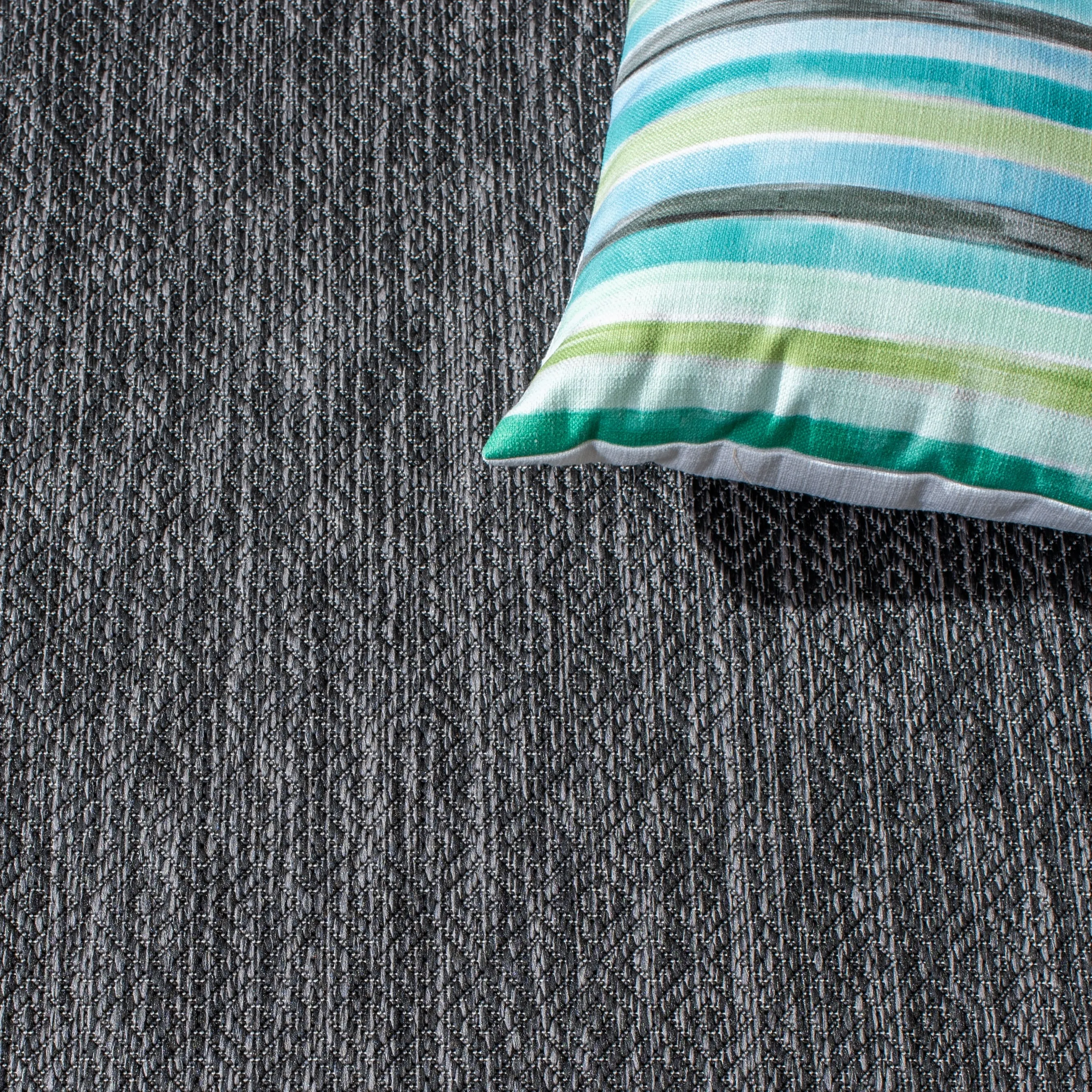 SAFAVIEH Courtyard Lumturie Indoor/Outdoor Waterproof Patio Rug