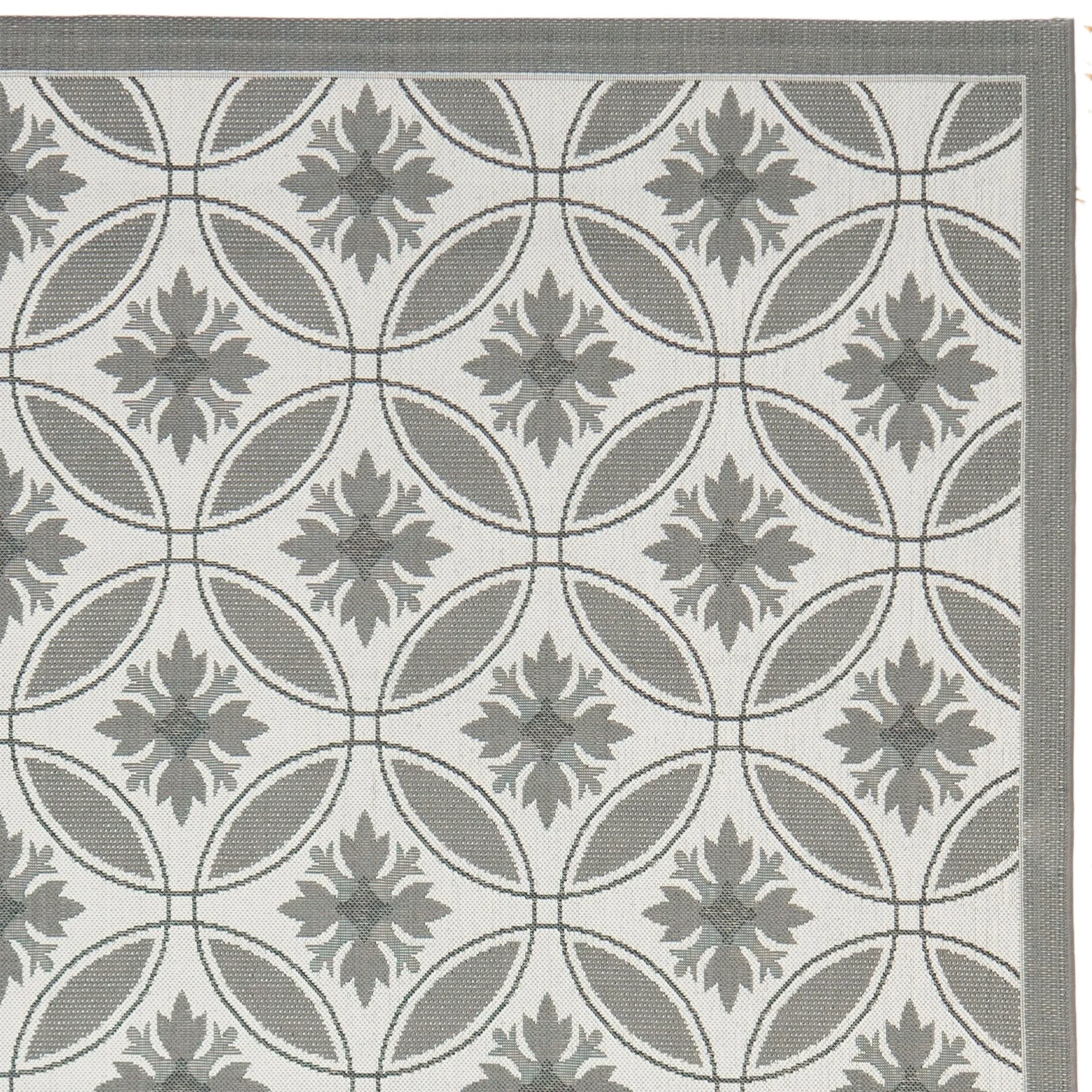 SAFAVIEH Courtyard Shelba Indoor/ Outdoor Waterproof Rug