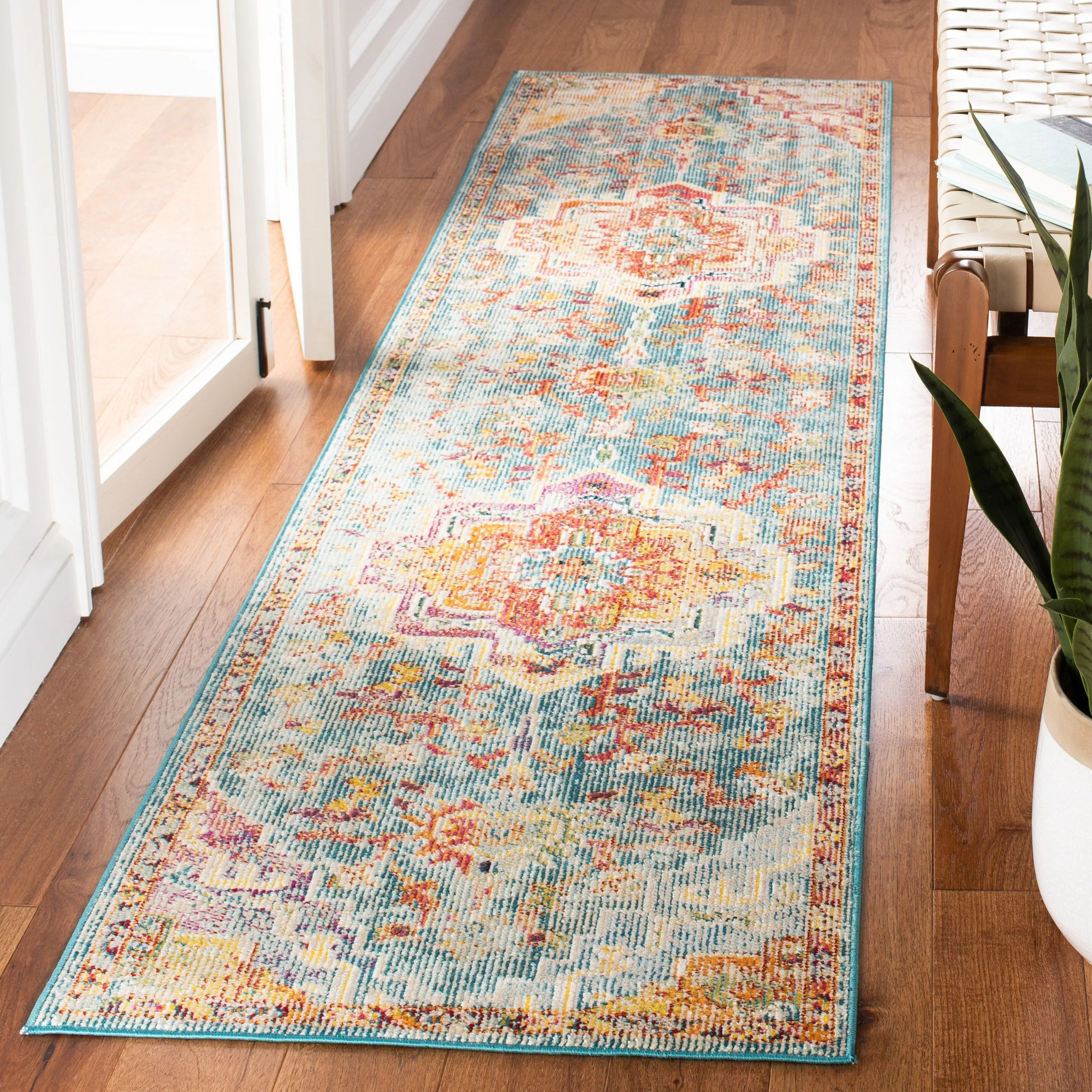 SAFAVIEH. Crystal Naimat Vintage Boho Medallion Rug