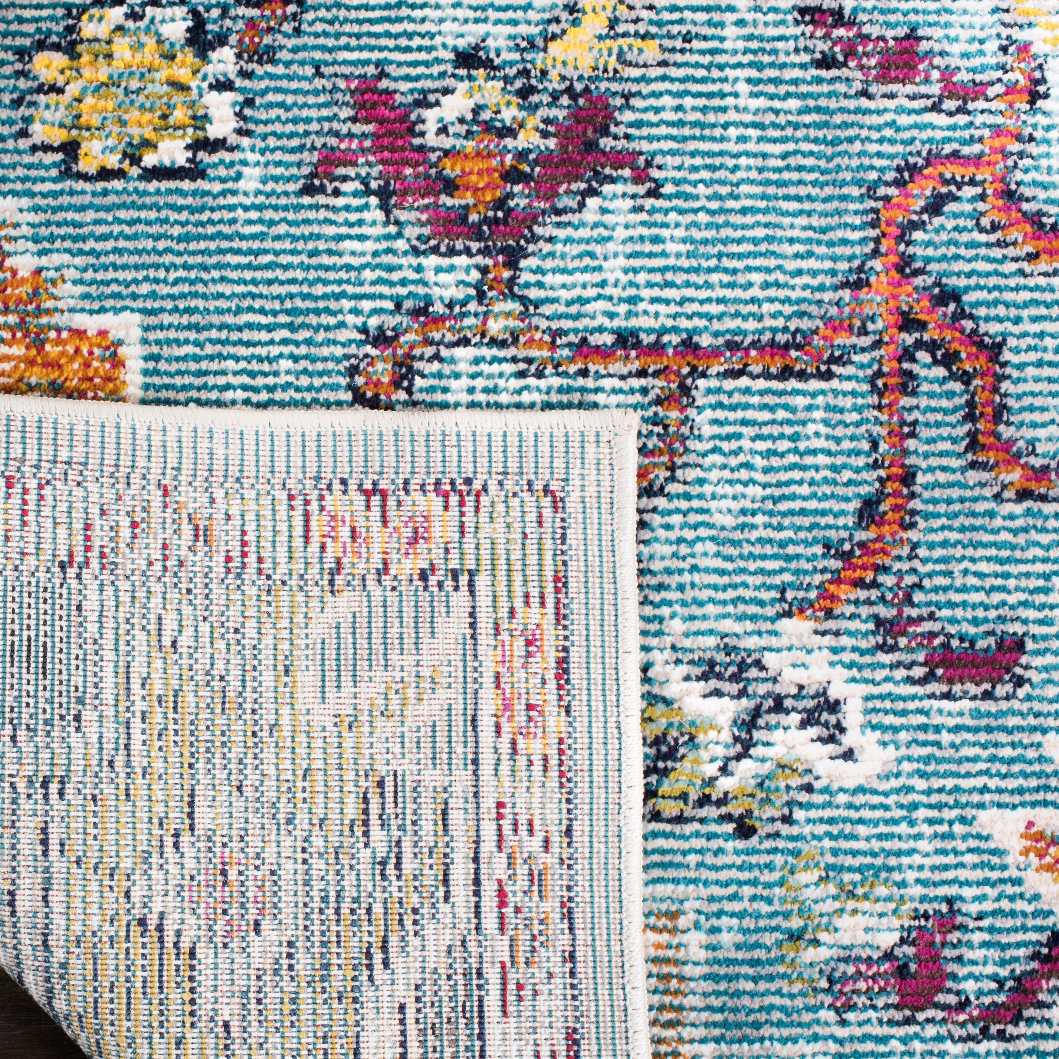 SAFAVIEH. Crystal Naimat Vintage Boho Medallion Rug