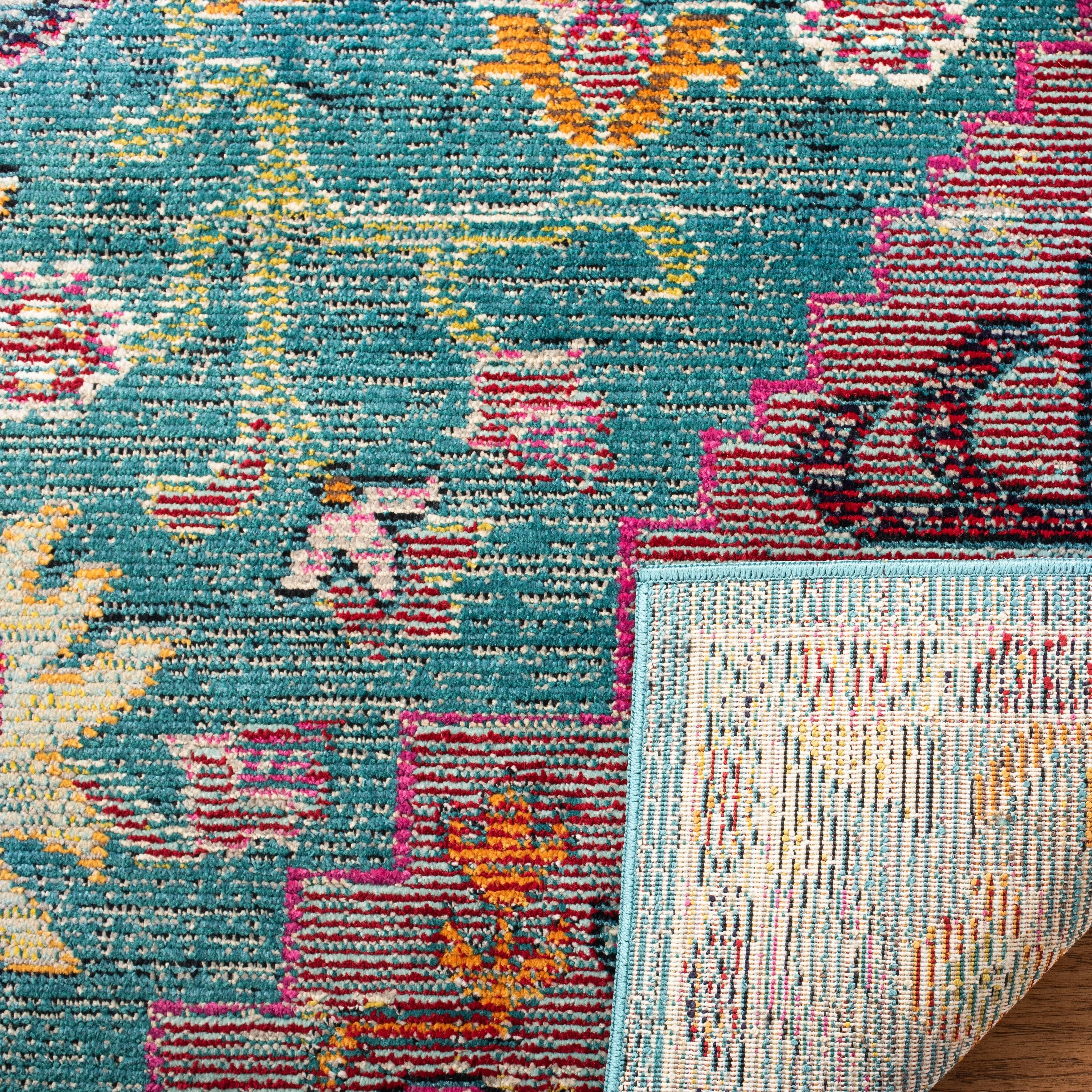 SAFAVIEH. Crystal Naimat Vintage Boho Medallion Rug