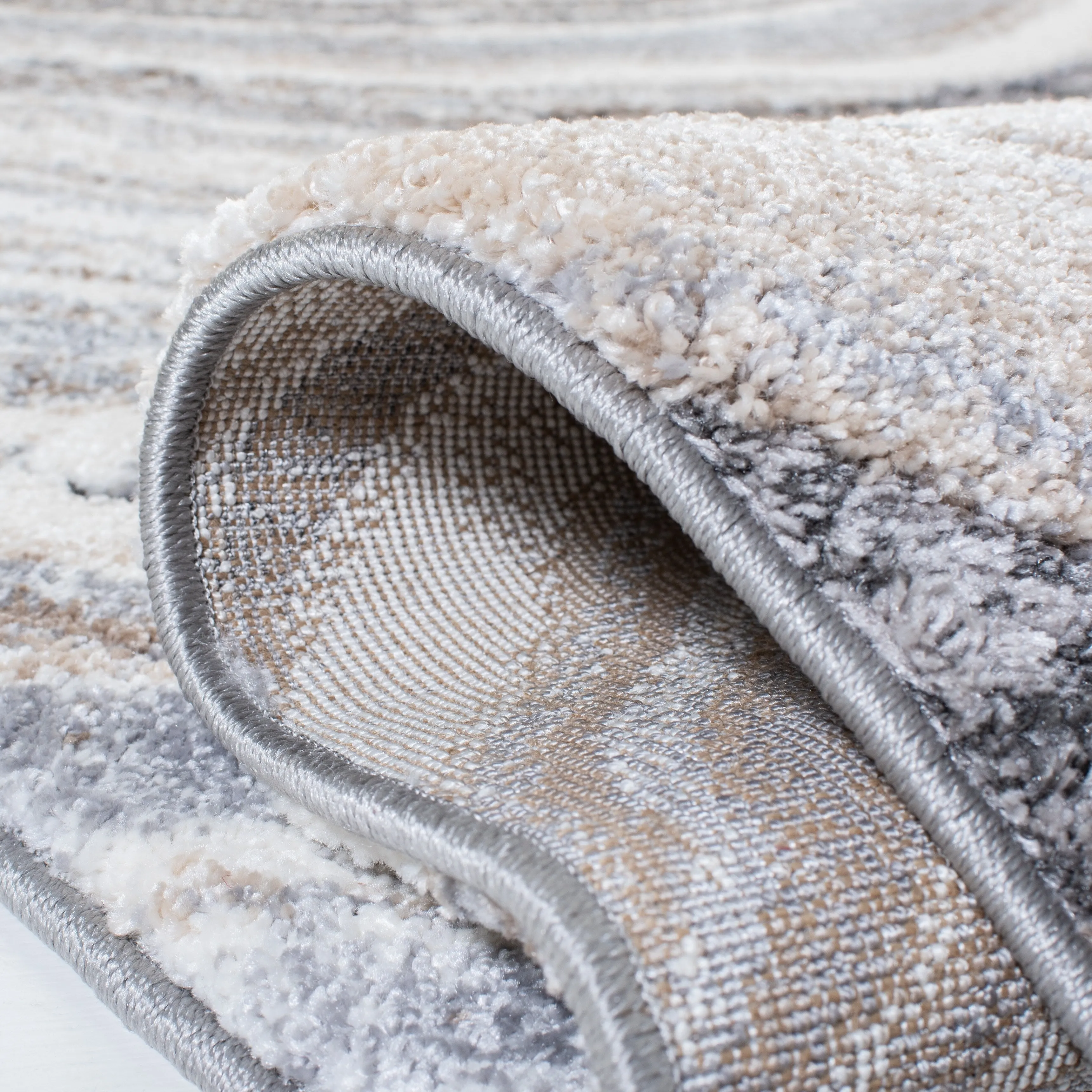 SAFAVIEH Cyrus Shag Margrit Abstract 1-inch Thick Rug