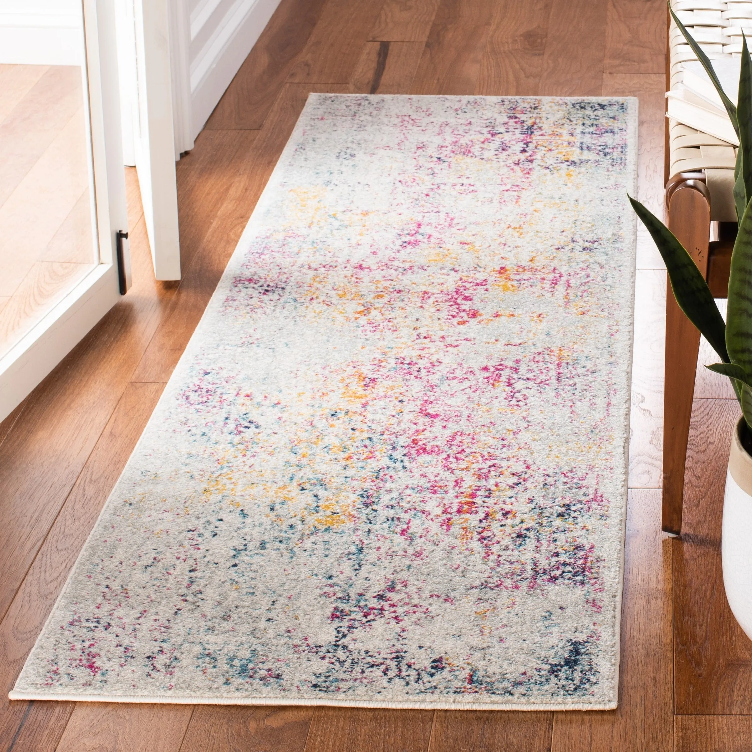 SAFAVIEH Evoke Pety Vintage Distressed Rug