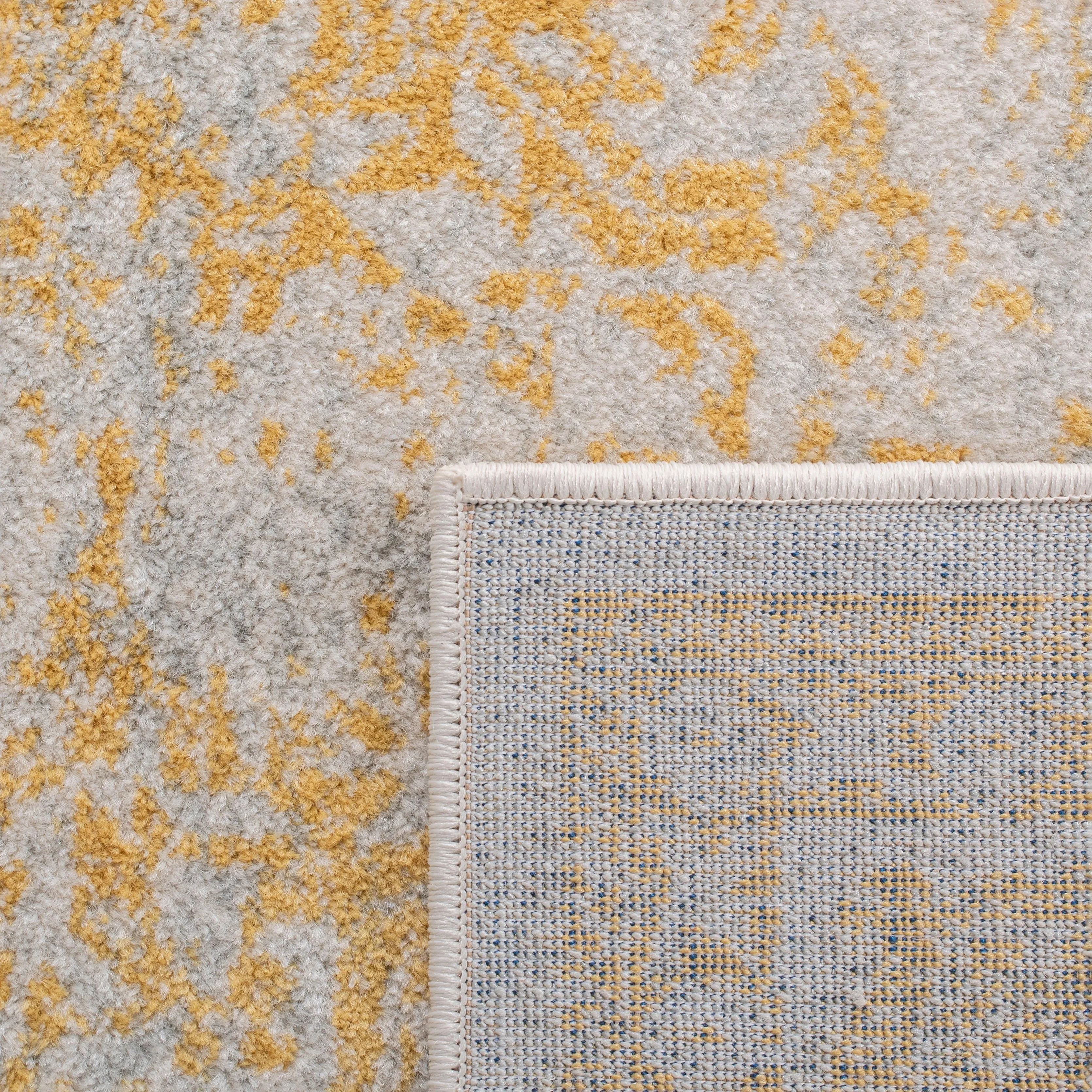 SAFAVIEH Evoke Pety Vintage Distressed Rug