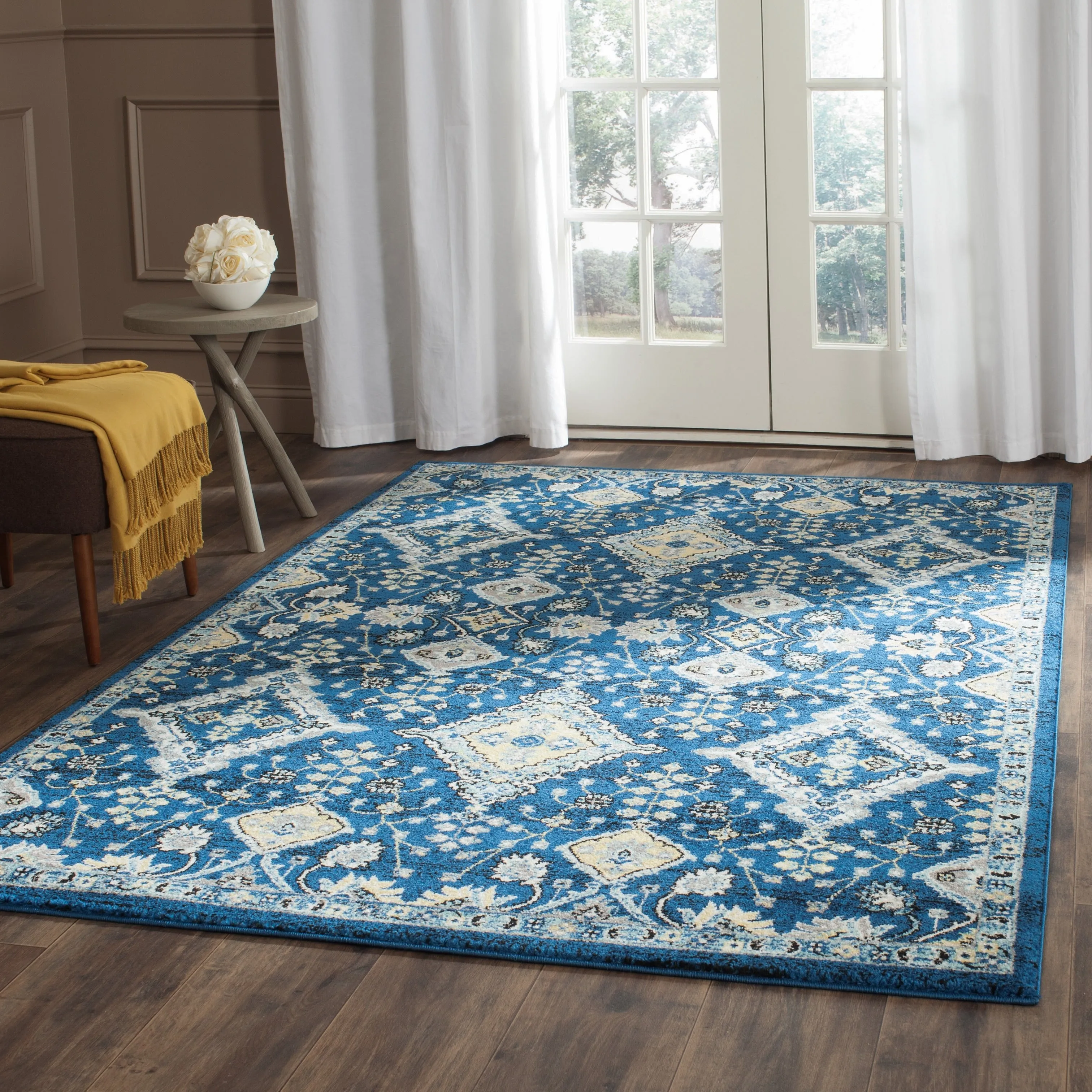 SAFAVIEH Evoke Tila Vintage Boho Shabby Chic Rug