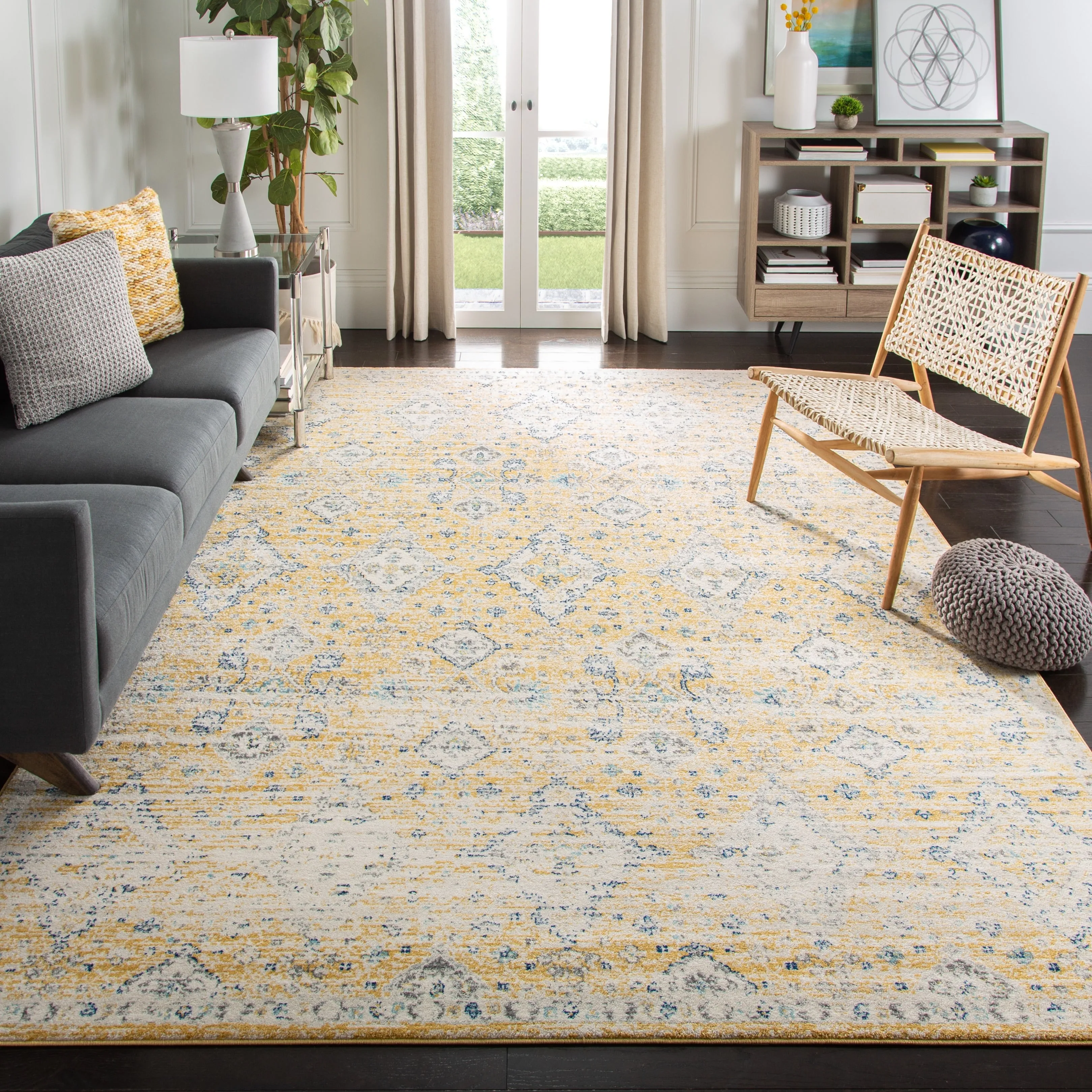 SAFAVIEH Evoke Tila Vintage Boho Shabby Chic Rug