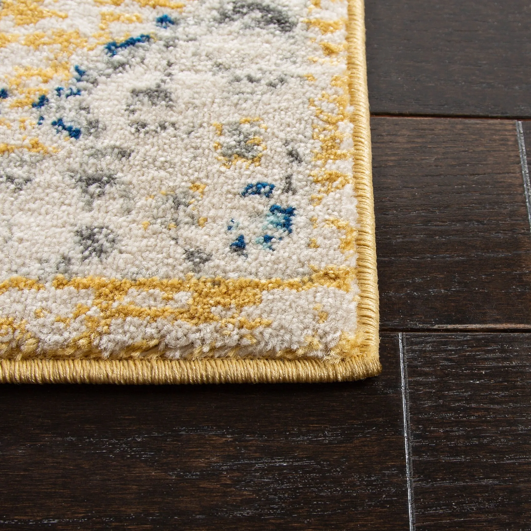 SAFAVIEH Evoke Tila Vintage Boho Shabby Chic Rug