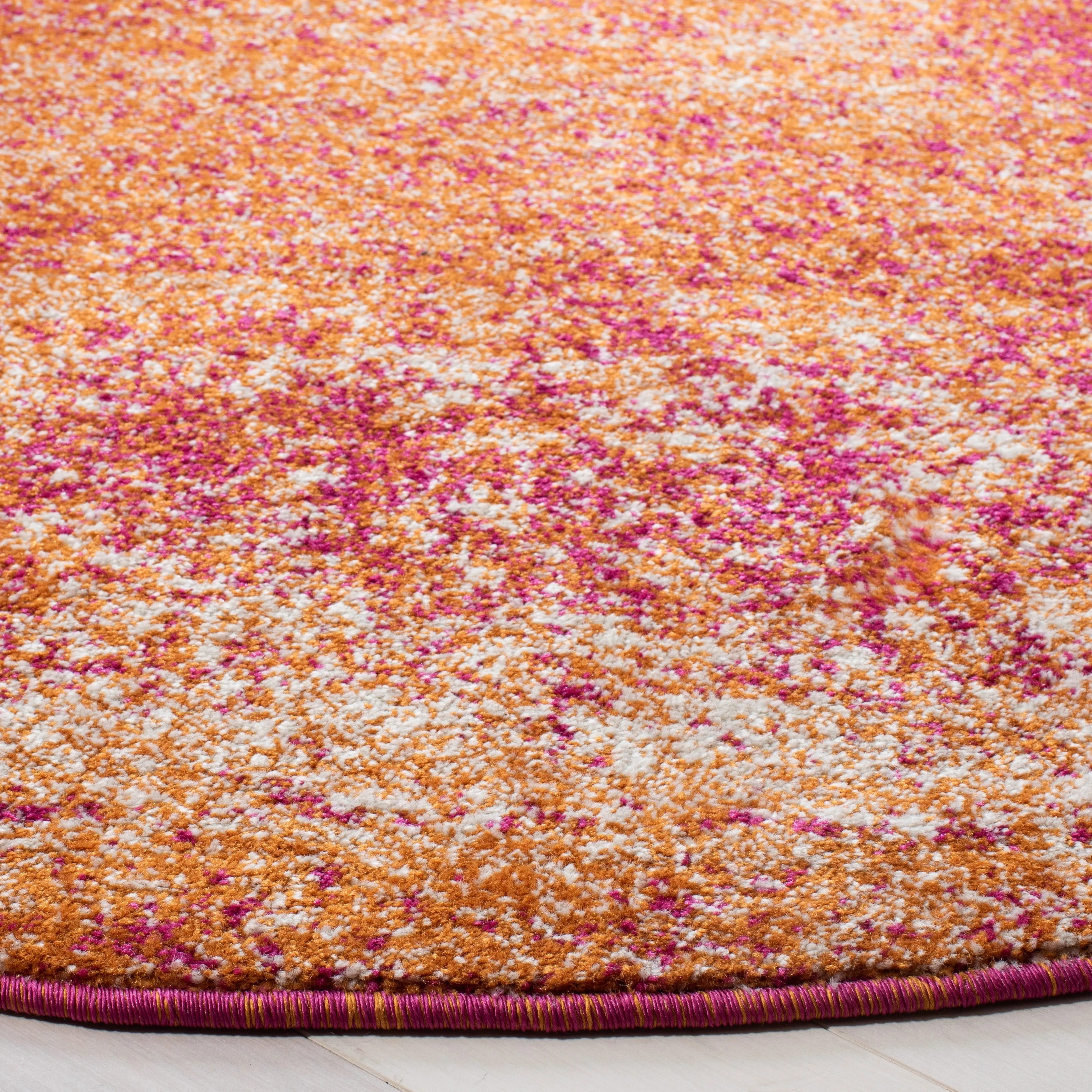 SAFAVIEH. Evoke Yukako Modern Abstract Distressed Rug
