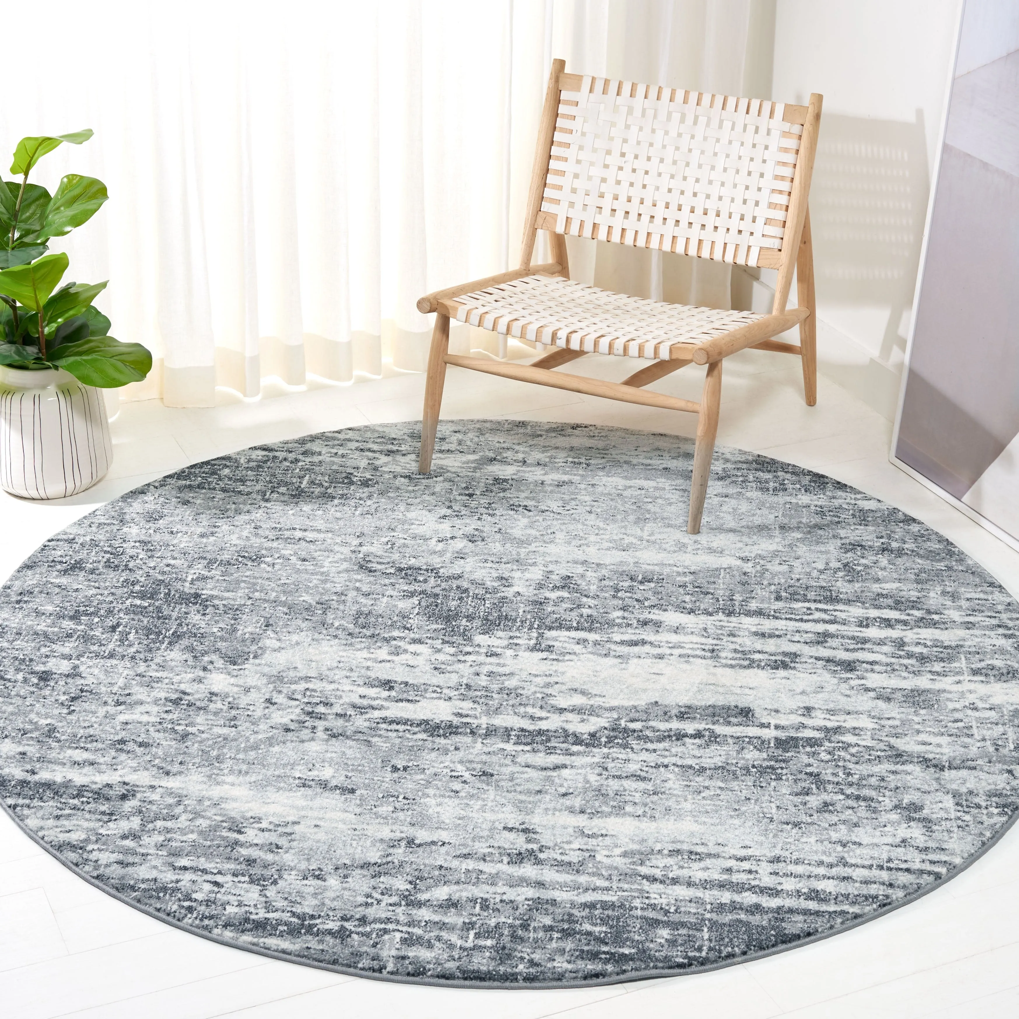 SAFAVIEH. Evoke Yukako Modern Abstract Distressed Rug