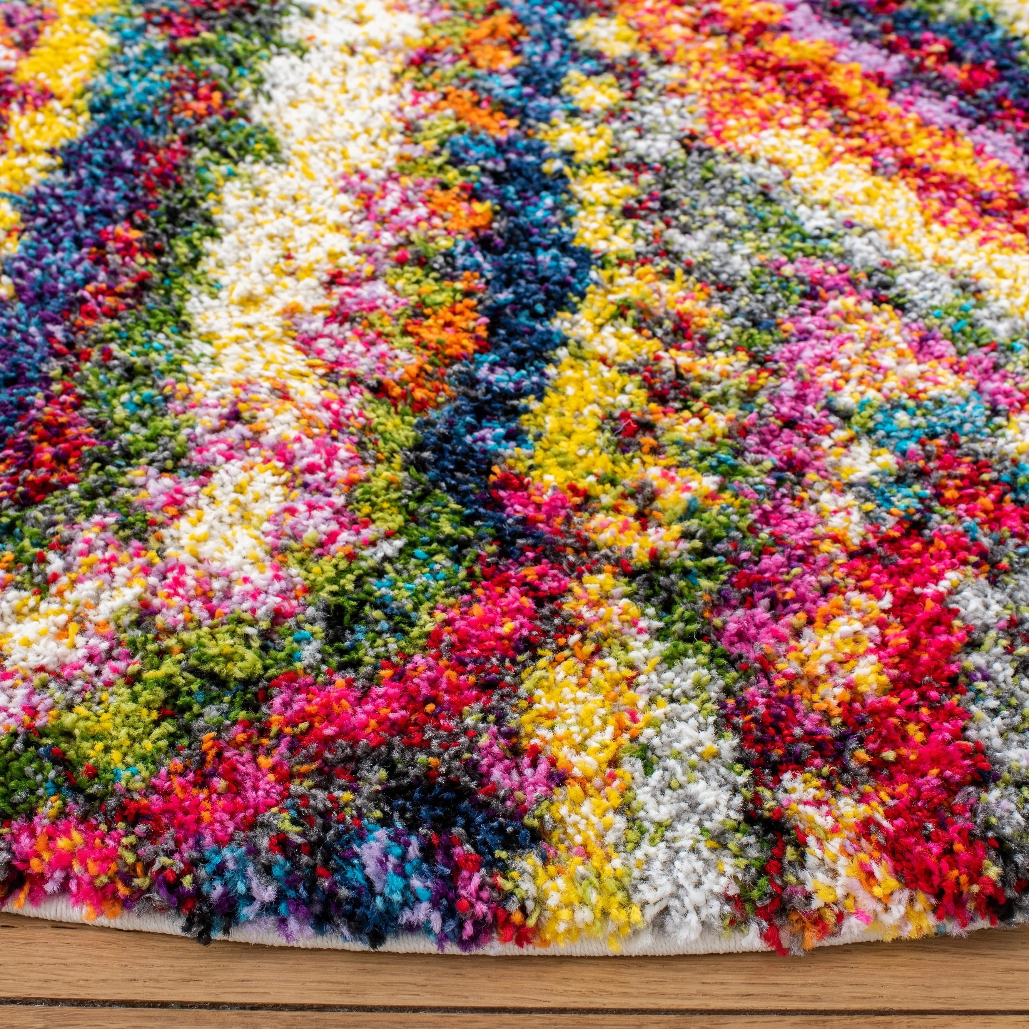 SAFAVIEH Fiesta Shag Catena Abstract Floral Rug