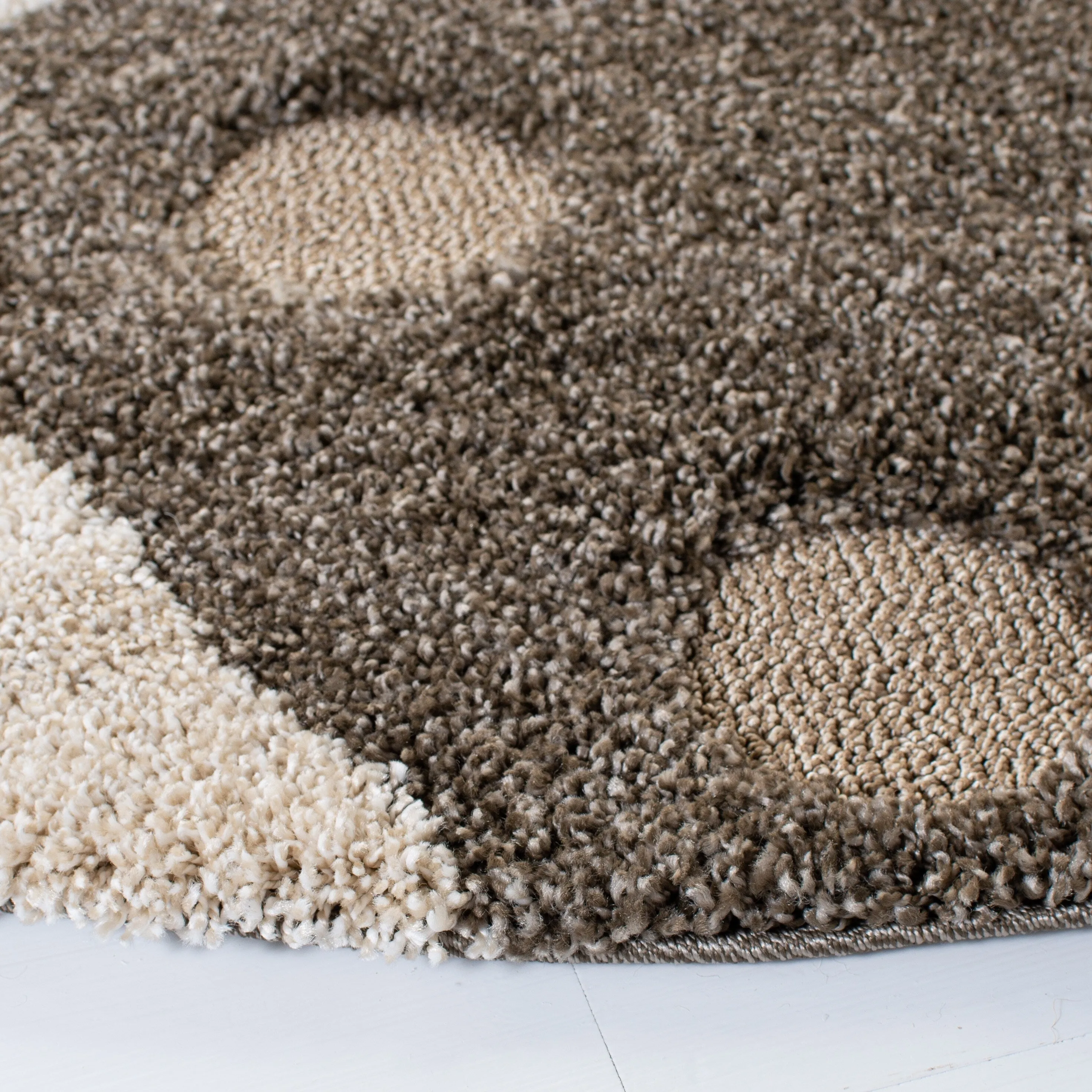 SAFAVIEH Florida Shag Rositha Abstract 1.2-inch Thick Rug