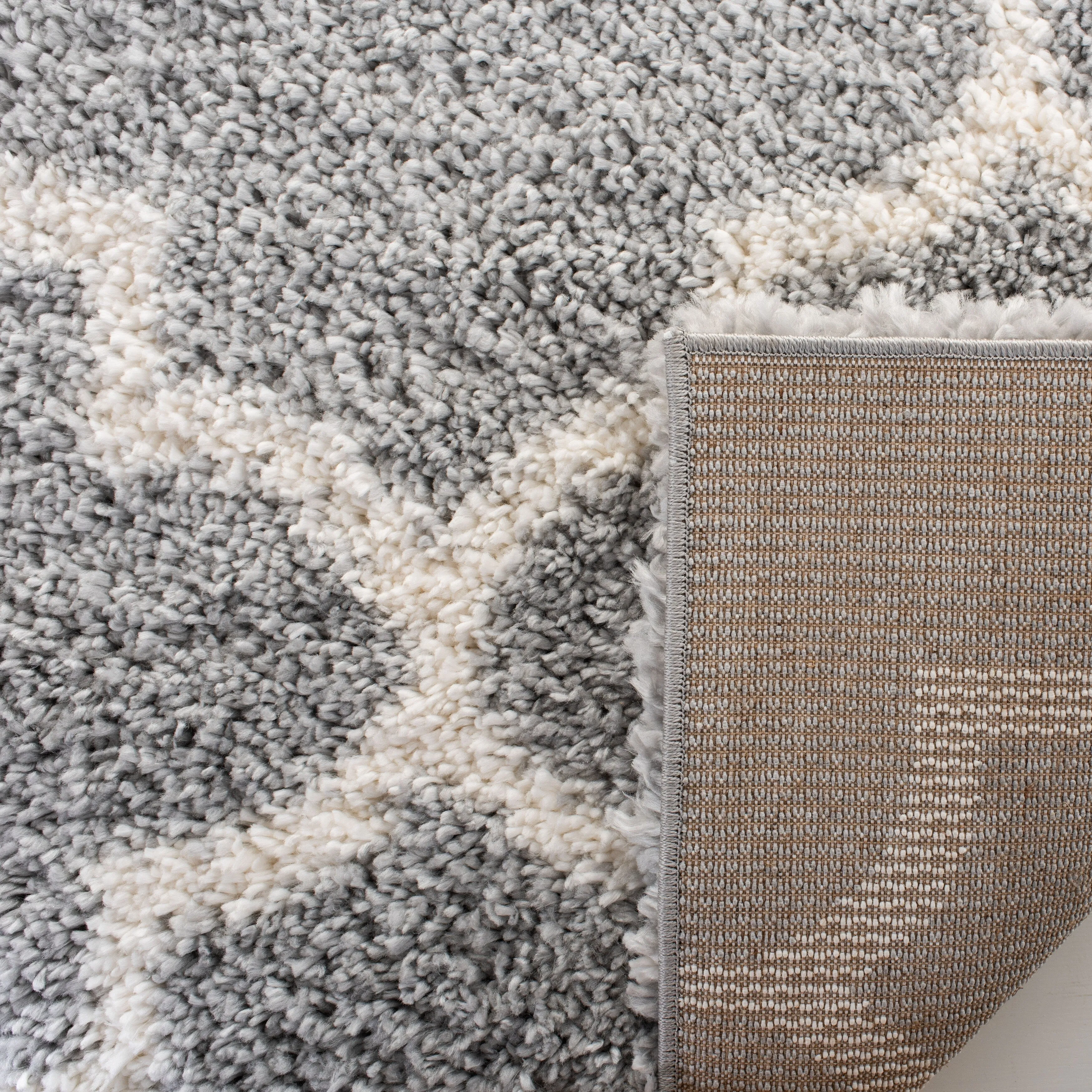 SAFAVIEH Fontana Shag Evor Trellis 2-inch Thick Rug
