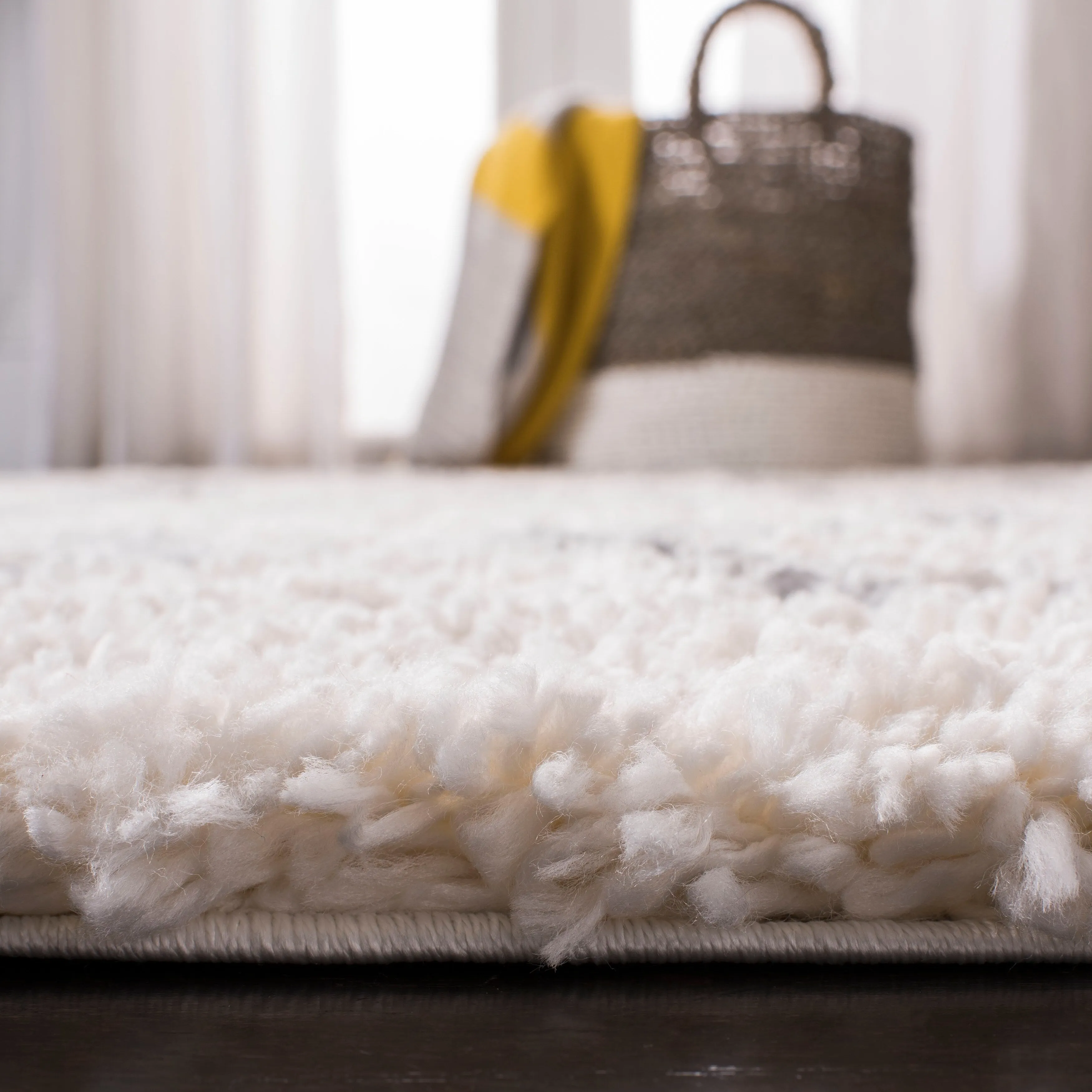 SAFAVIEH Fontana Shag Evor Trellis 2-inch Thick Rug