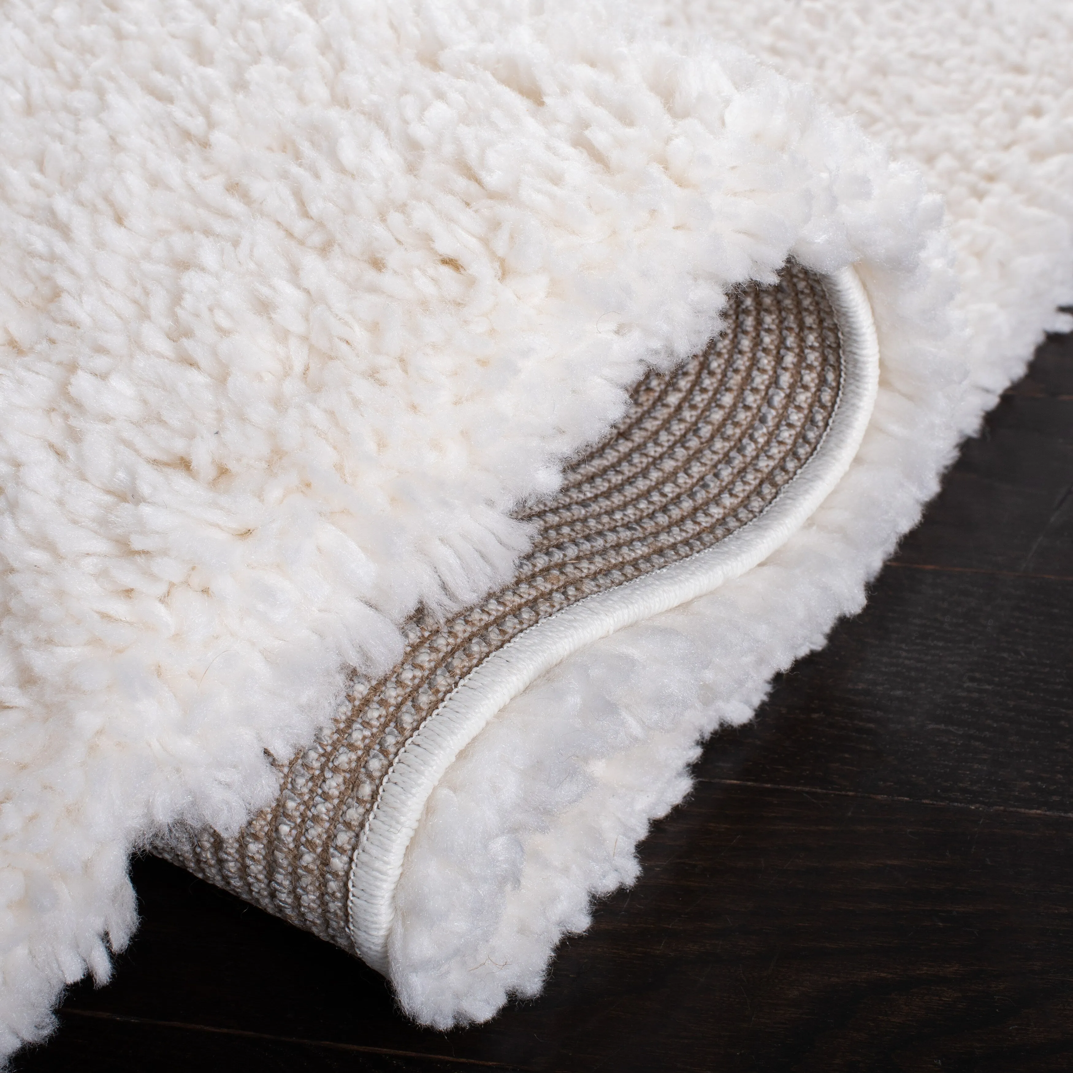 SAFAVIEH Fontana Shag Yaeko Modern Abstract 2-inch Thick Rug - Grey/Ivory - 5' 3 x 7' 6