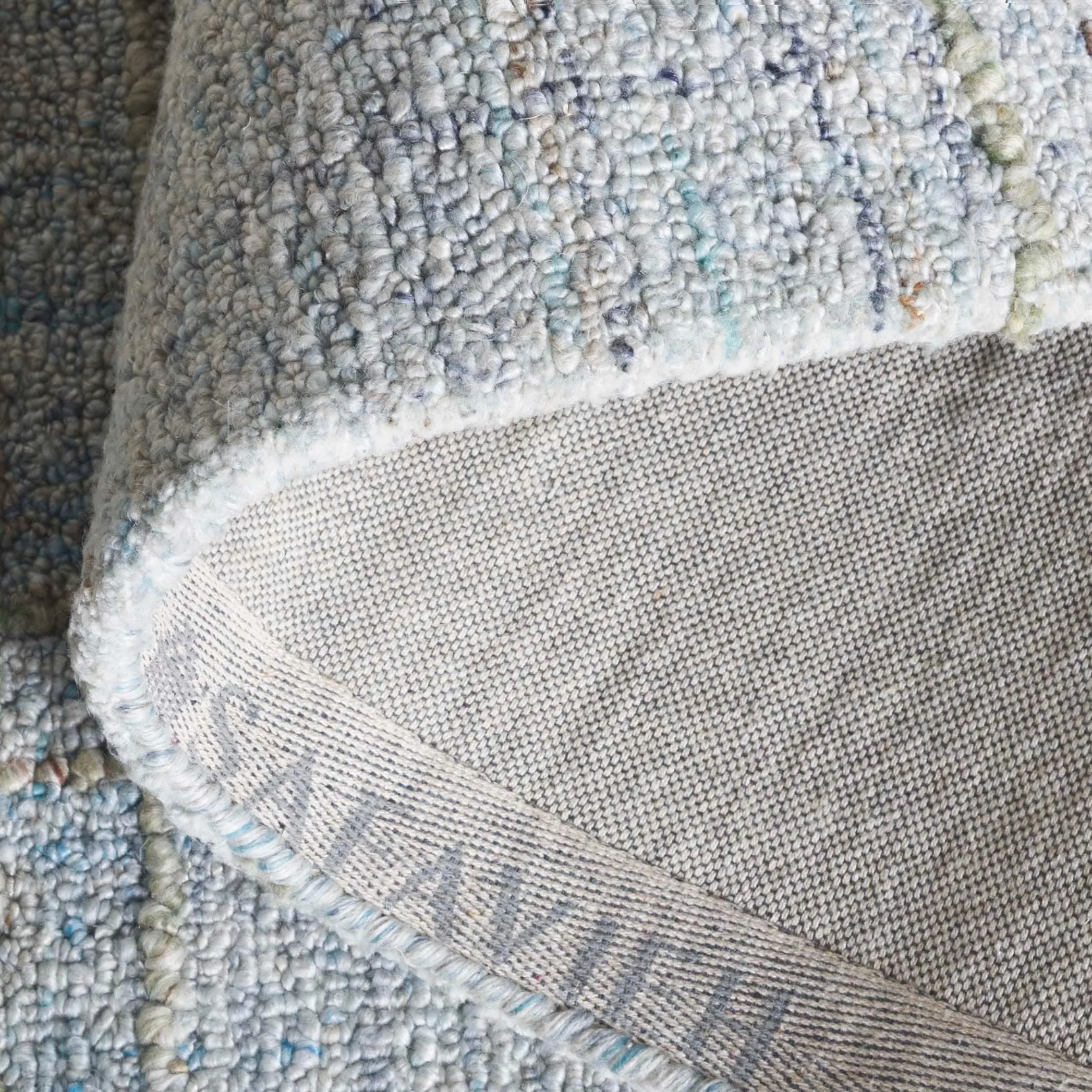 SAFAVIEH Handmade Abstract Alanah Contemporary Plaid Rug