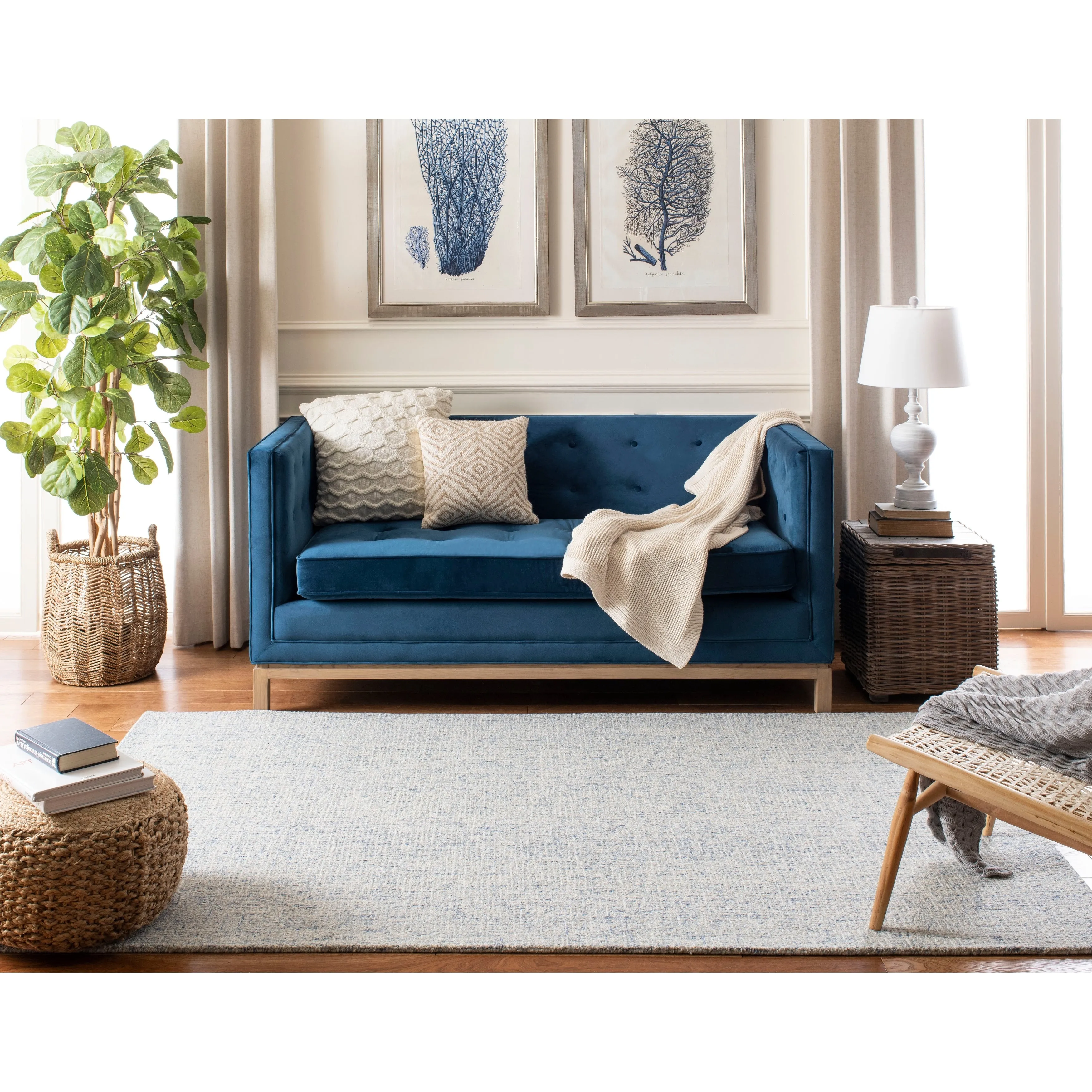 SAFAVIEH Handmade Abstract Asja Modern Wool Rug