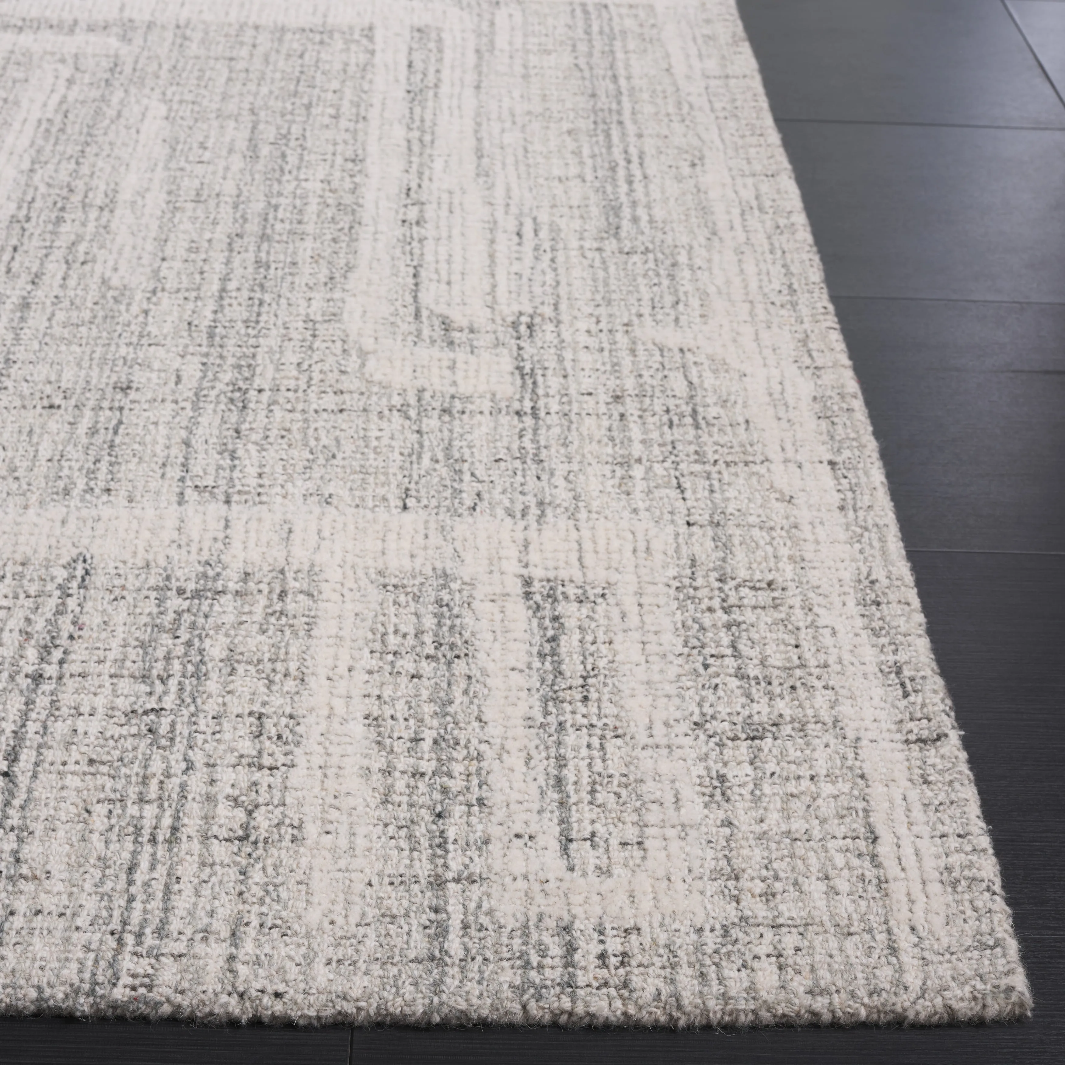 SAFAVIEH Handmade Abstract Bjargey Contemporary Wool Rug