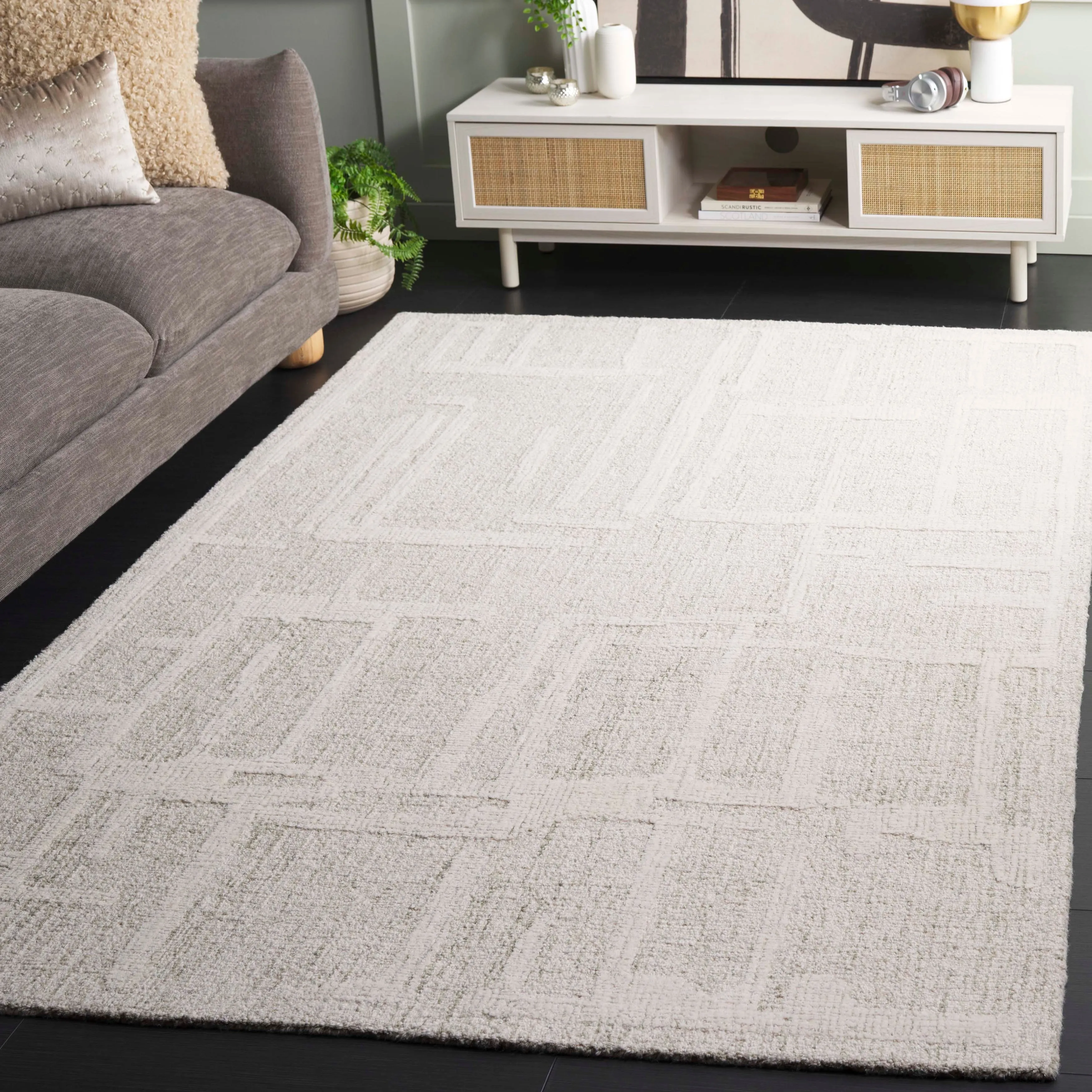 SAFAVIEH Handmade Abstract Bjargey Contemporary Wool Rug