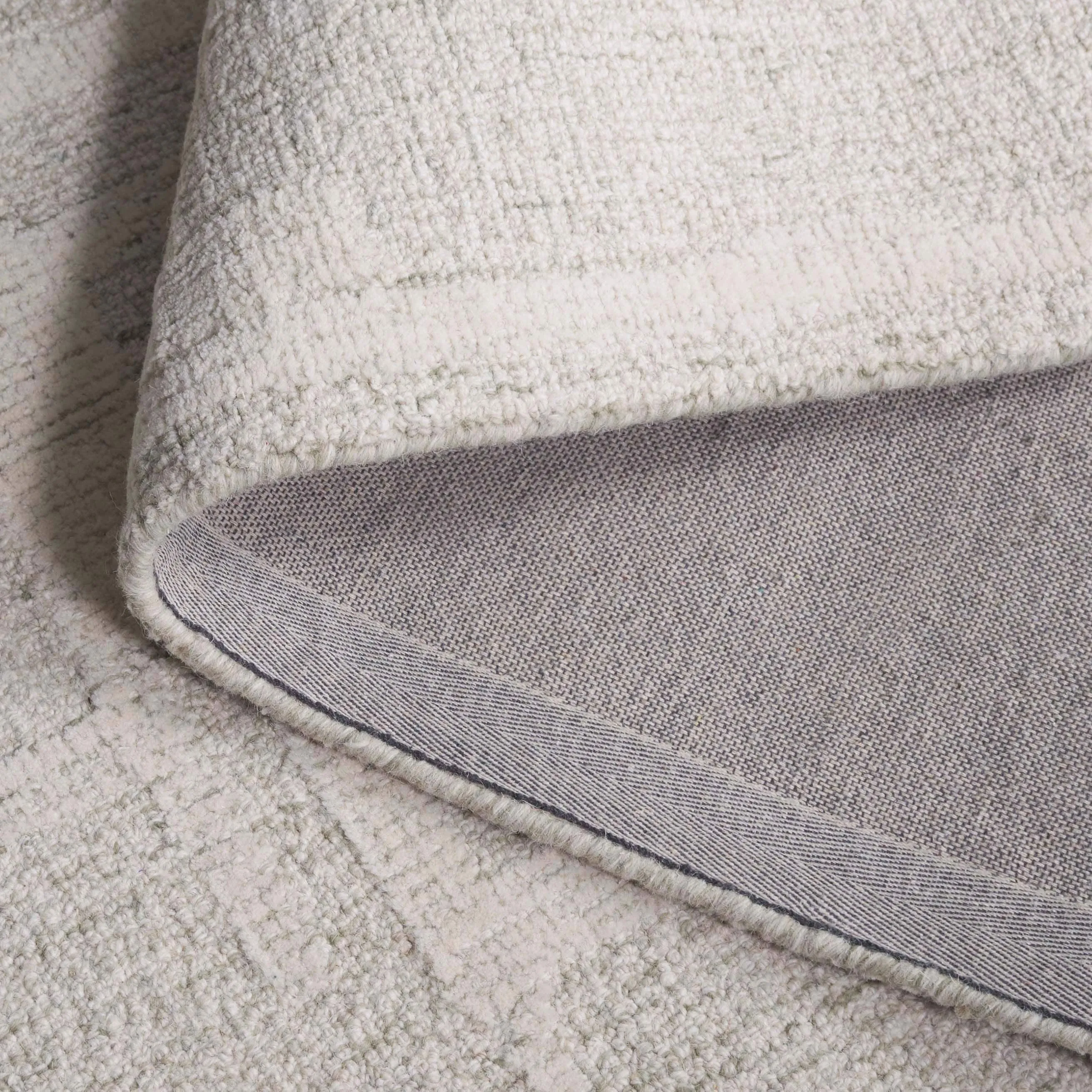 SAFAVIEH Handmade Abstract Bjargey Contemporary Wool Rug