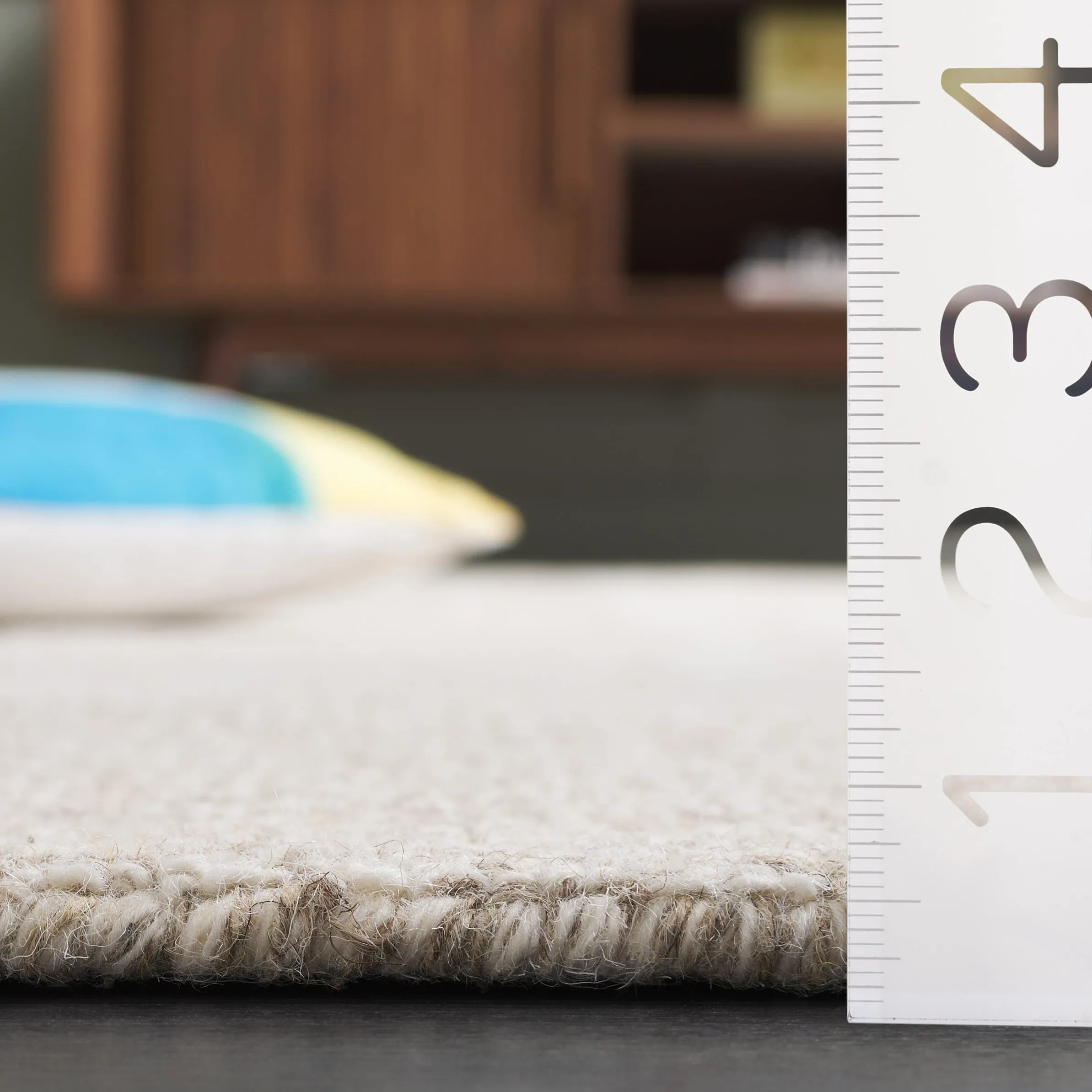 SAFAVIEH Handmade Abstract Bjargey Contemporary Wool Rug