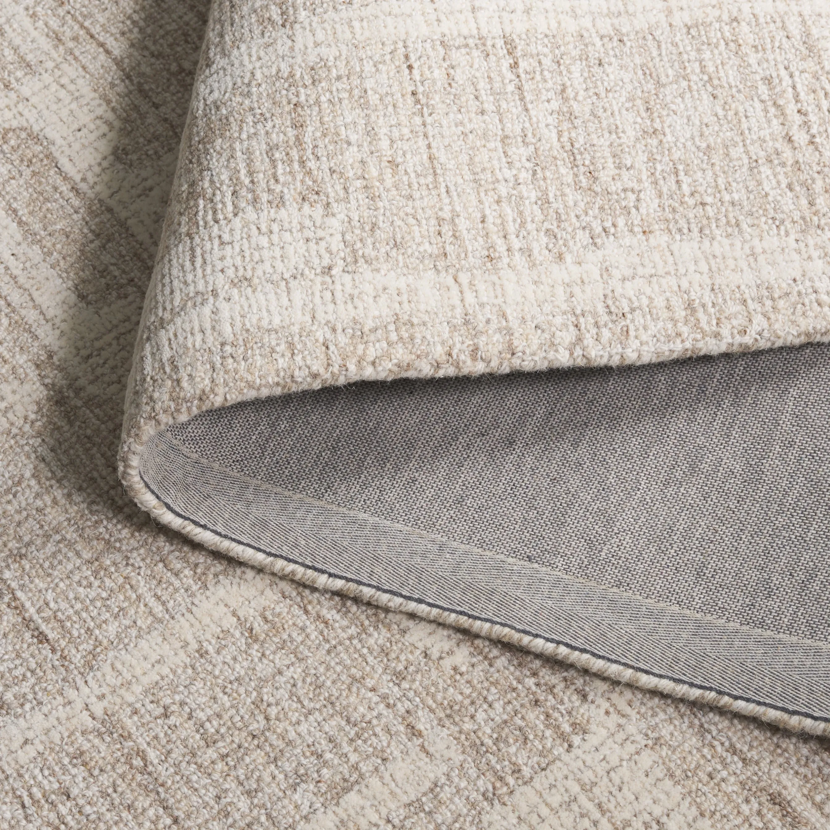 SAFAVIEH Handmade Abstract Bjargey Contemporary Wool Rug