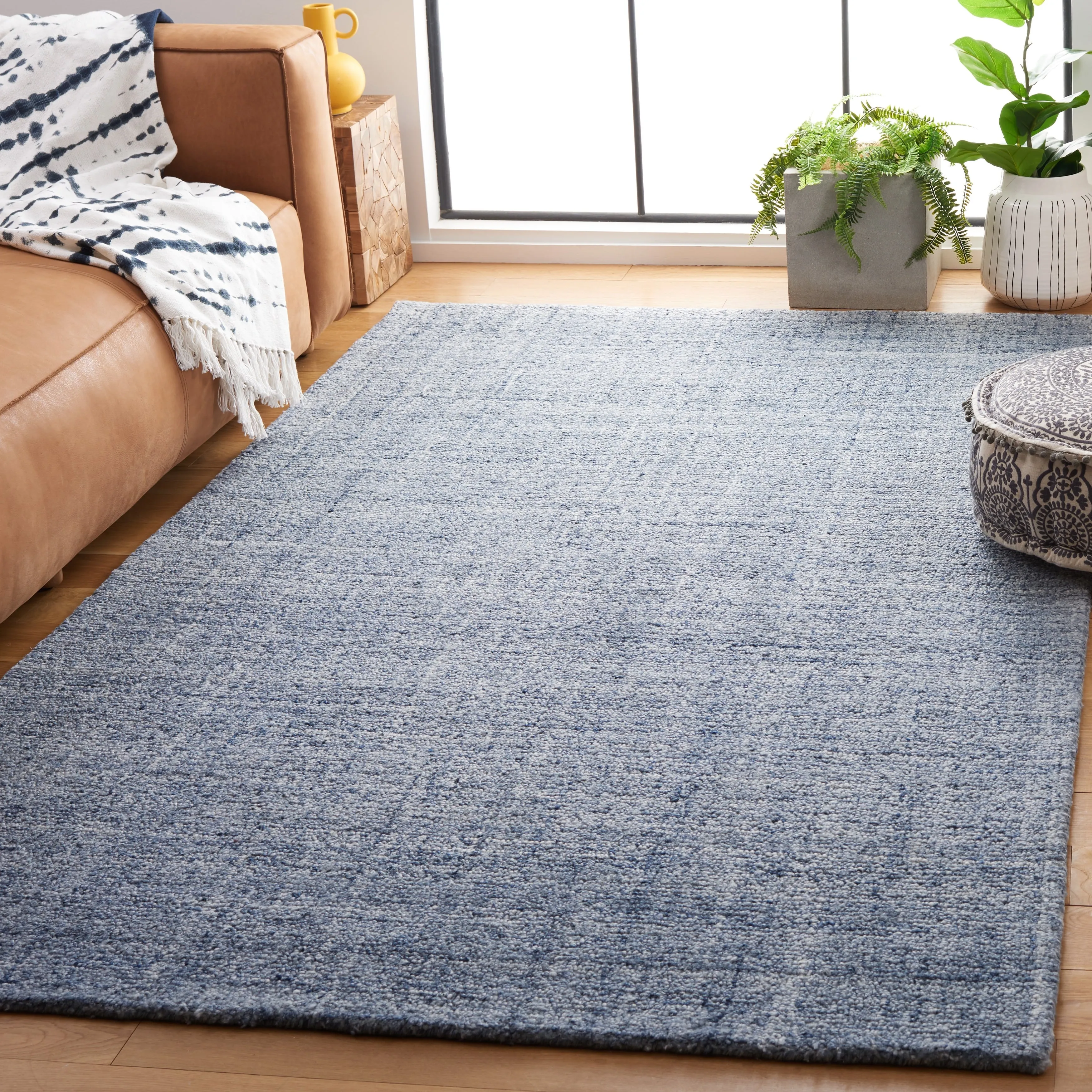 SAFAVIEH Handmade Abstract Cliff Rug