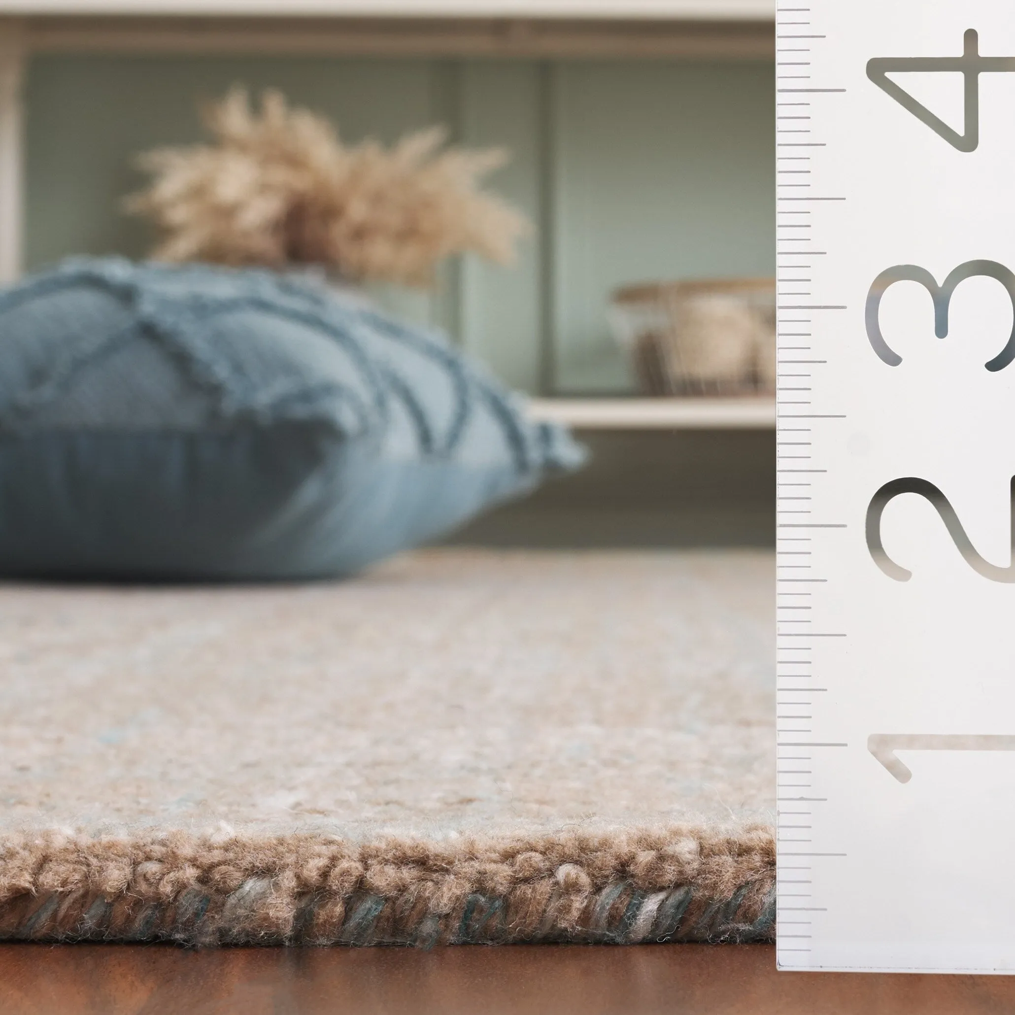 SAFAVIEH Handmade Abstract Cliff Rug