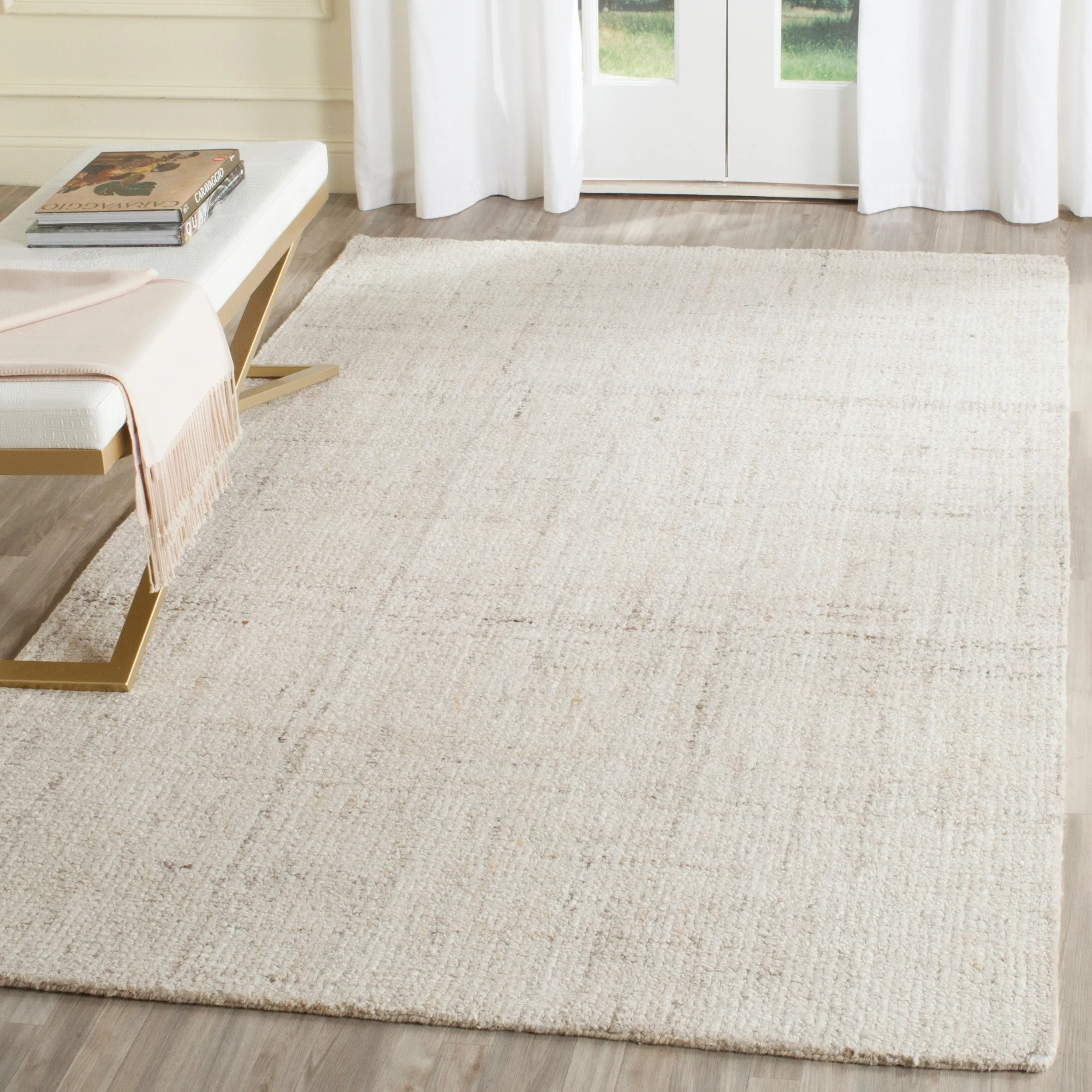 SAFAVIEH Handmade Abstract Coraly Modern Viscose Rug