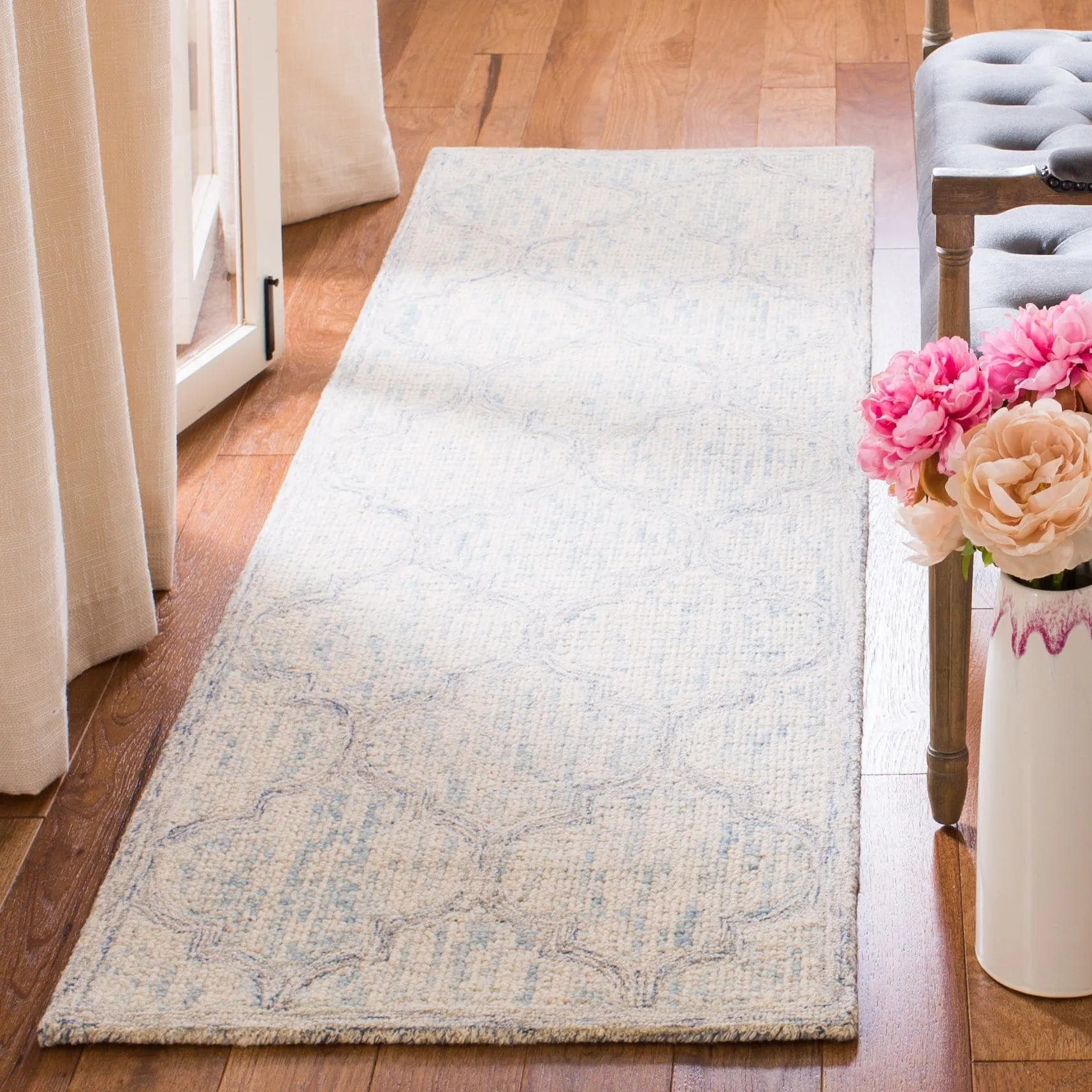 SAFAVIEH Handmade Abstract Kanan Modern Trellis Wool Area Rug