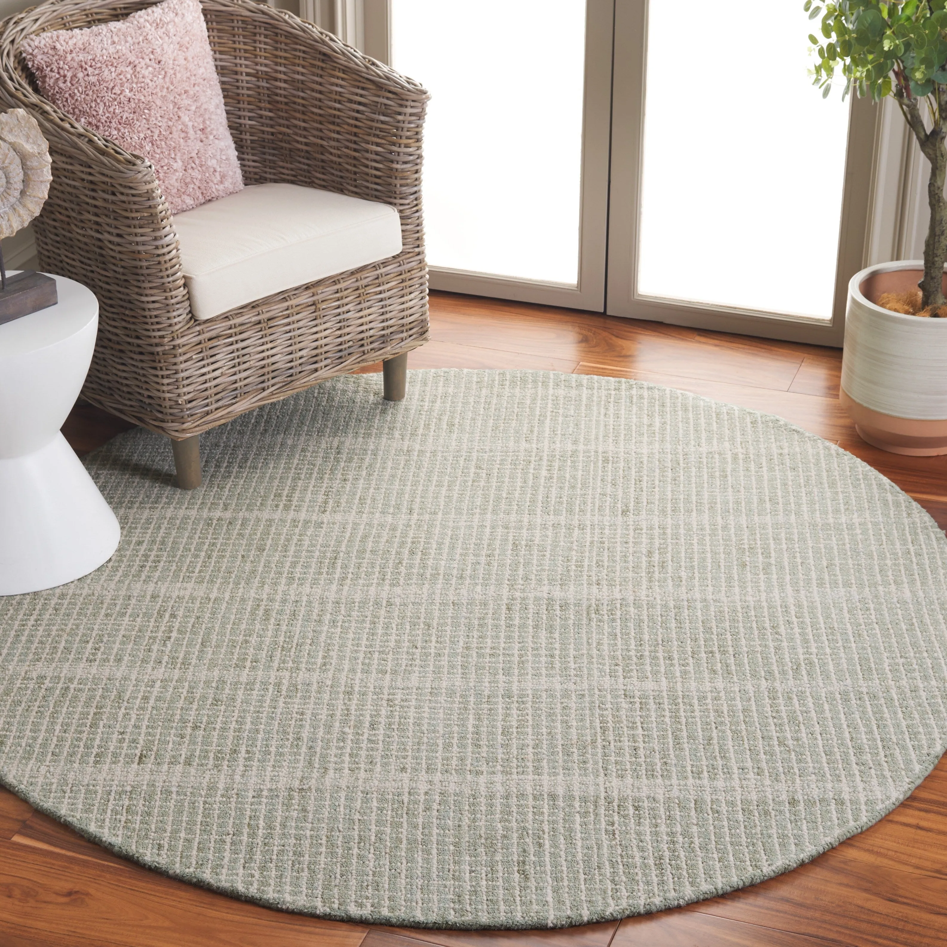 SAFAVIEH Handmade Abstract Soumitra Modern Wool Rug