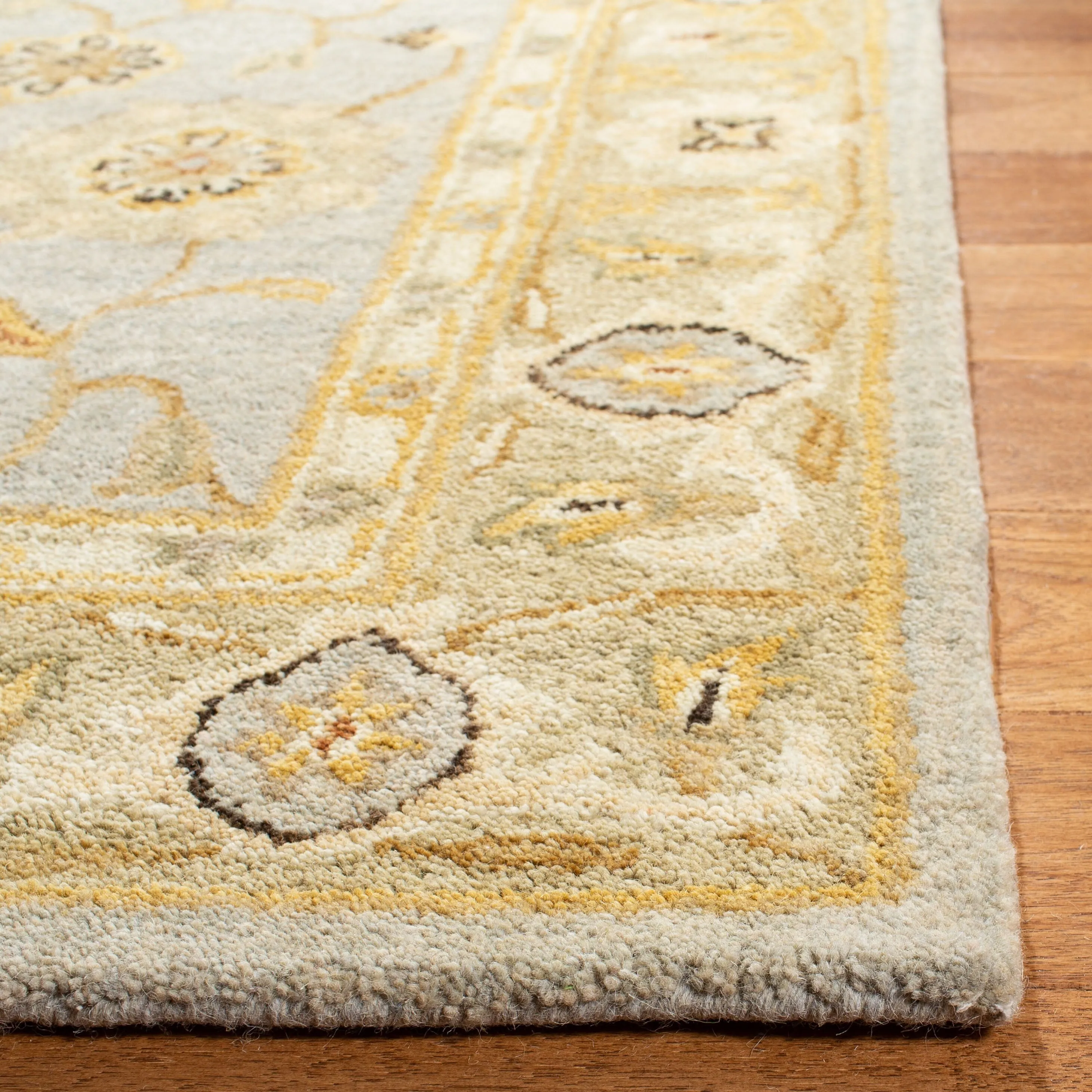 SAFAVIEH Handmade Anatolia Ibala Traditional Hand-spun Wool Rug