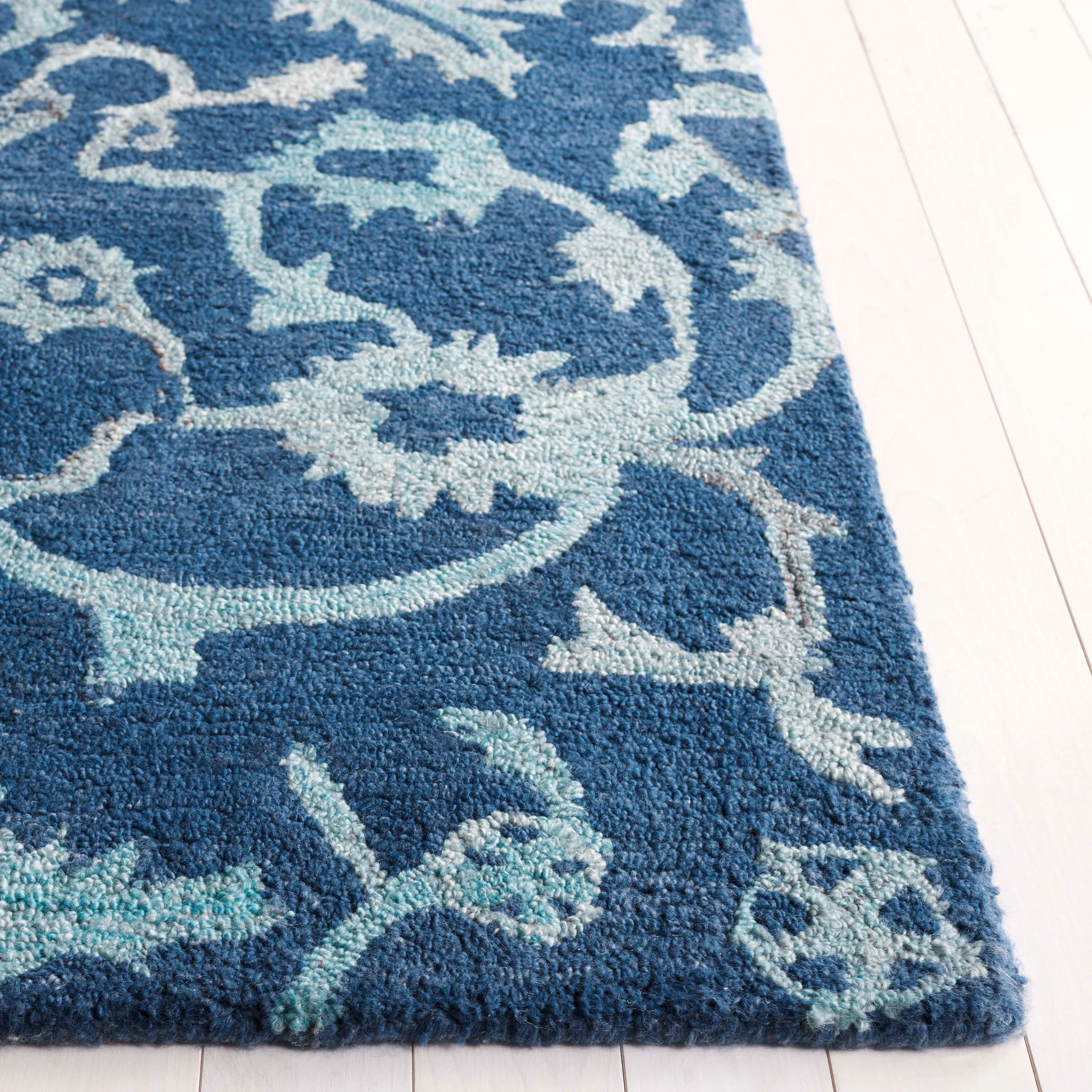 SAFAVIEH Handmade Anatolia Liilia Rug