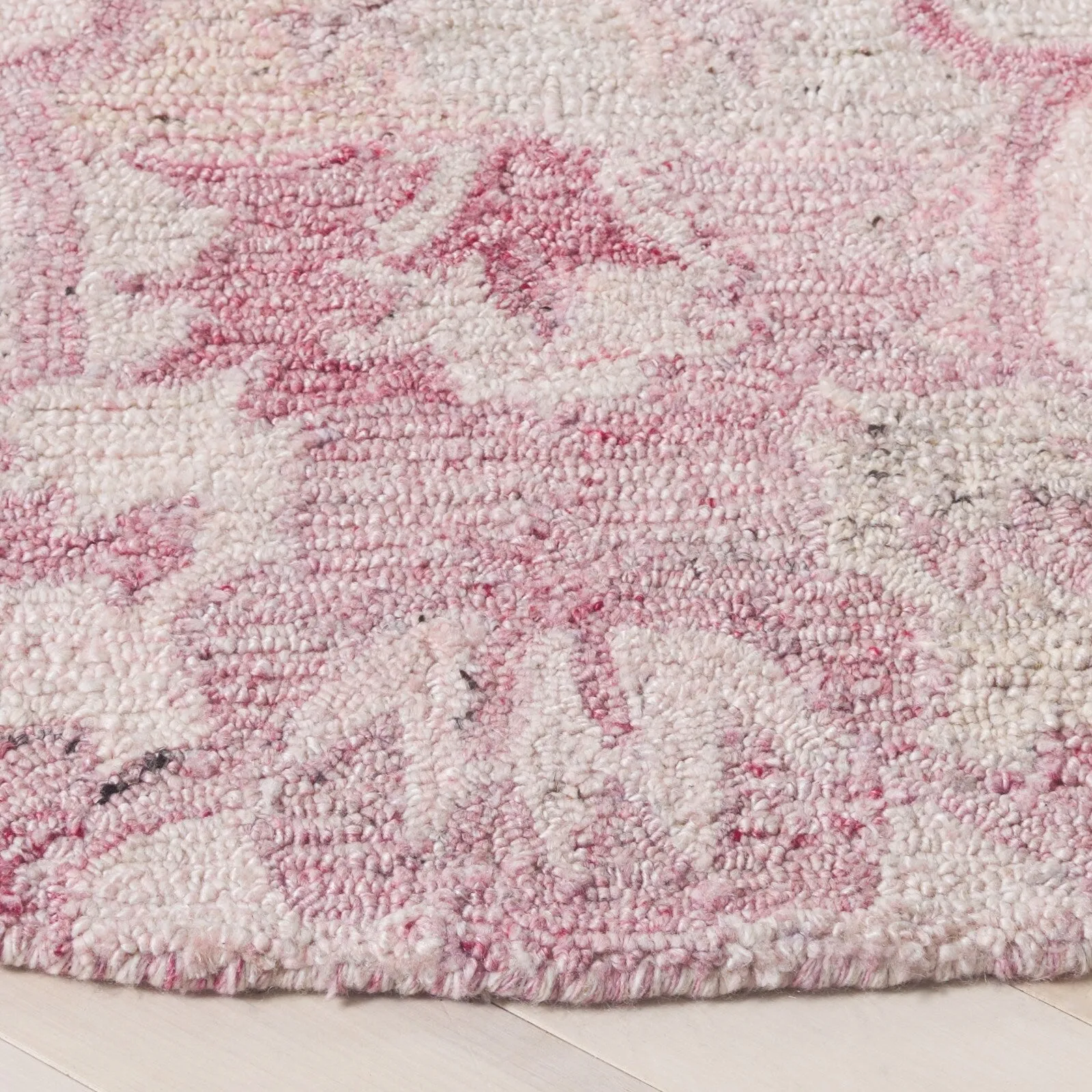 SAFAVIEH Handmade Anatolia Liilia Rug