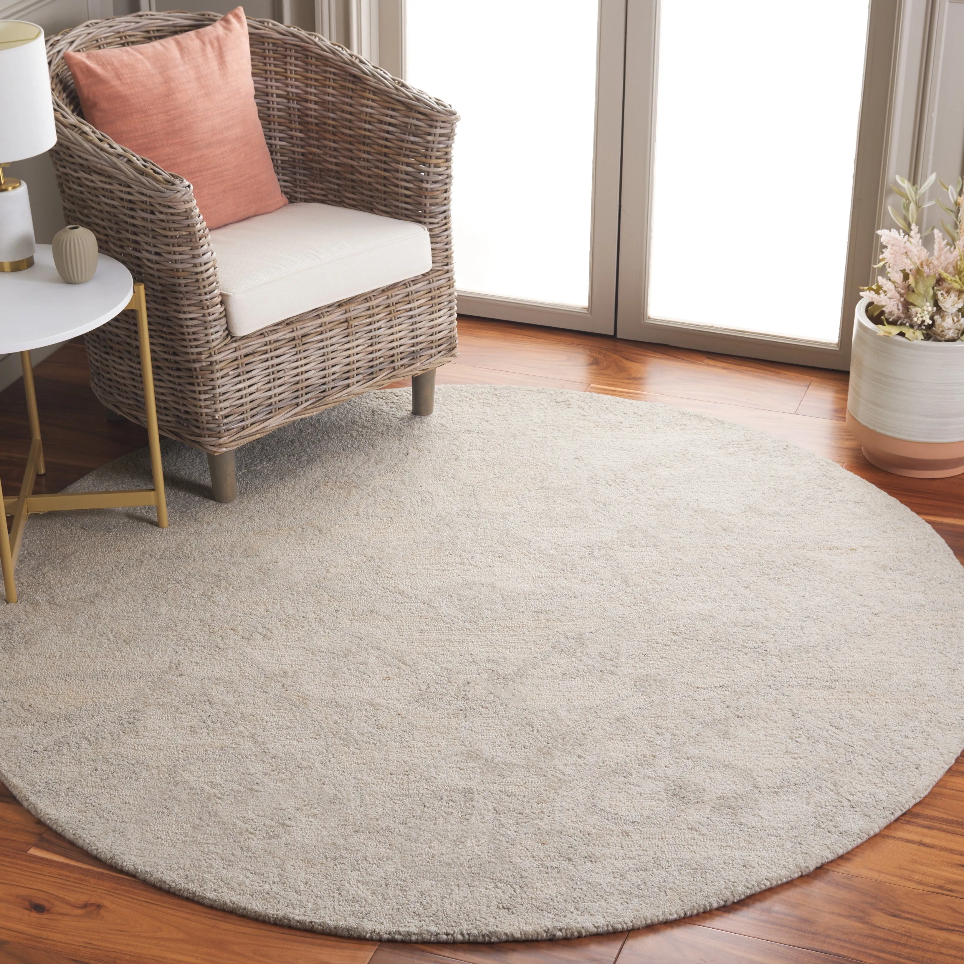 SAFAVIEH Handmade Anatolia Liilia Rug