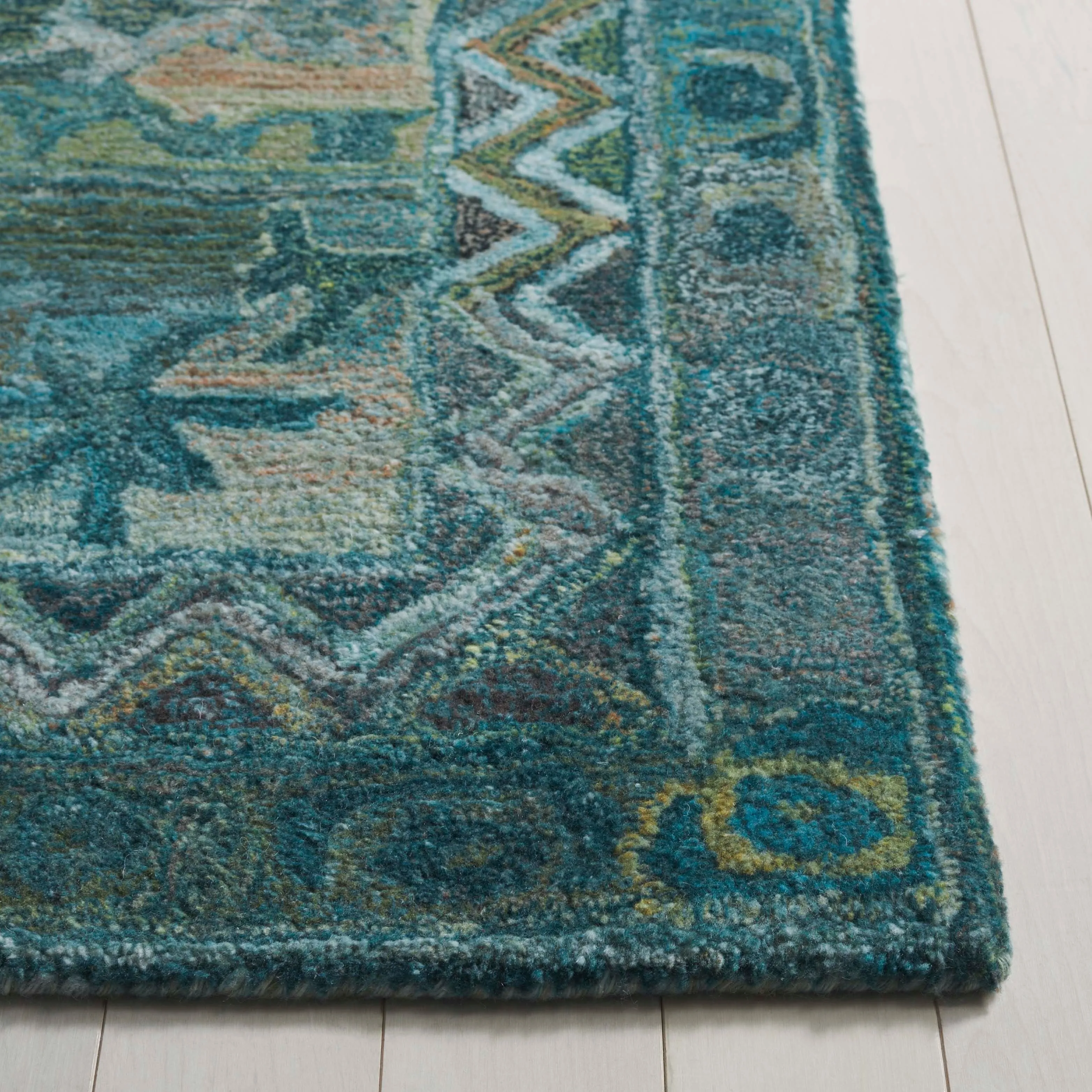 SAFAVIEH Handmade Anatolia Piedad Traditional Rug