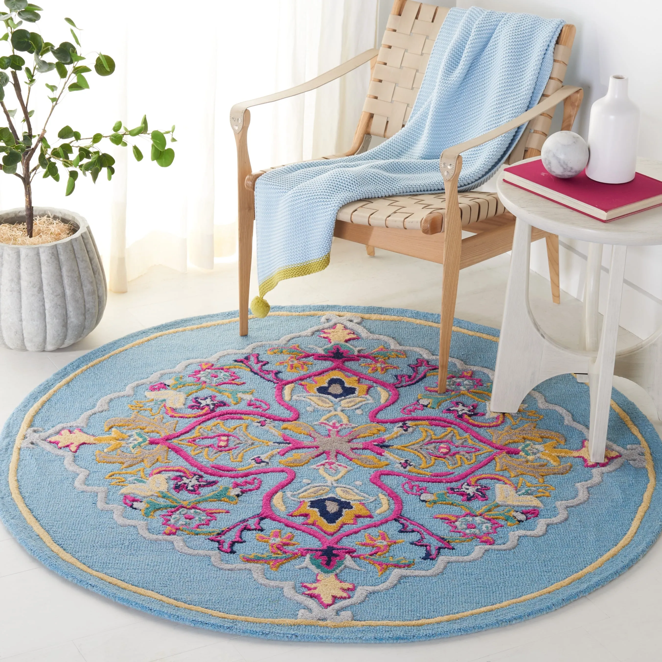 SAFAVIEH Handmade Bellagio Cailin Medallion Wool Rug