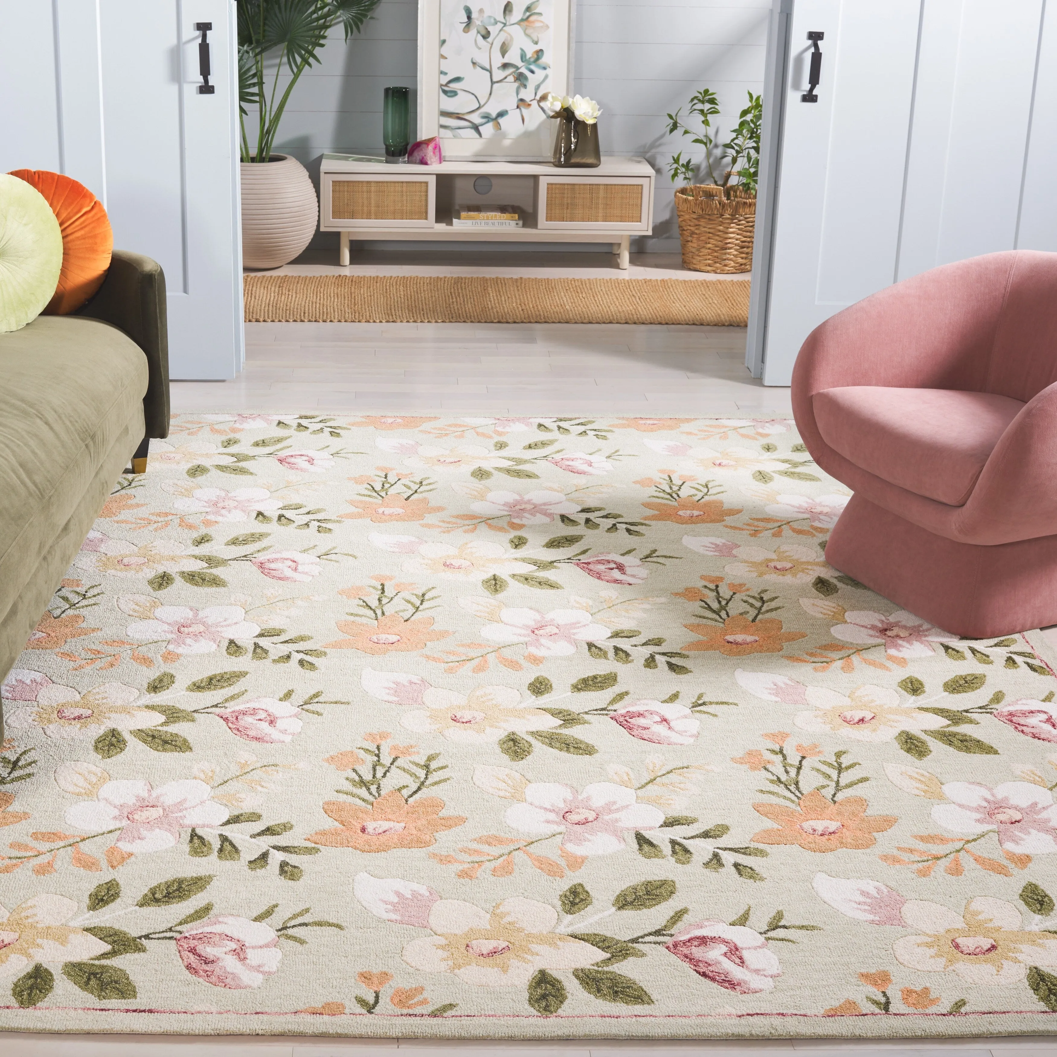 SAFAVIEH Handmade Blossom Geskea Modern & Contemporary Wool Rug