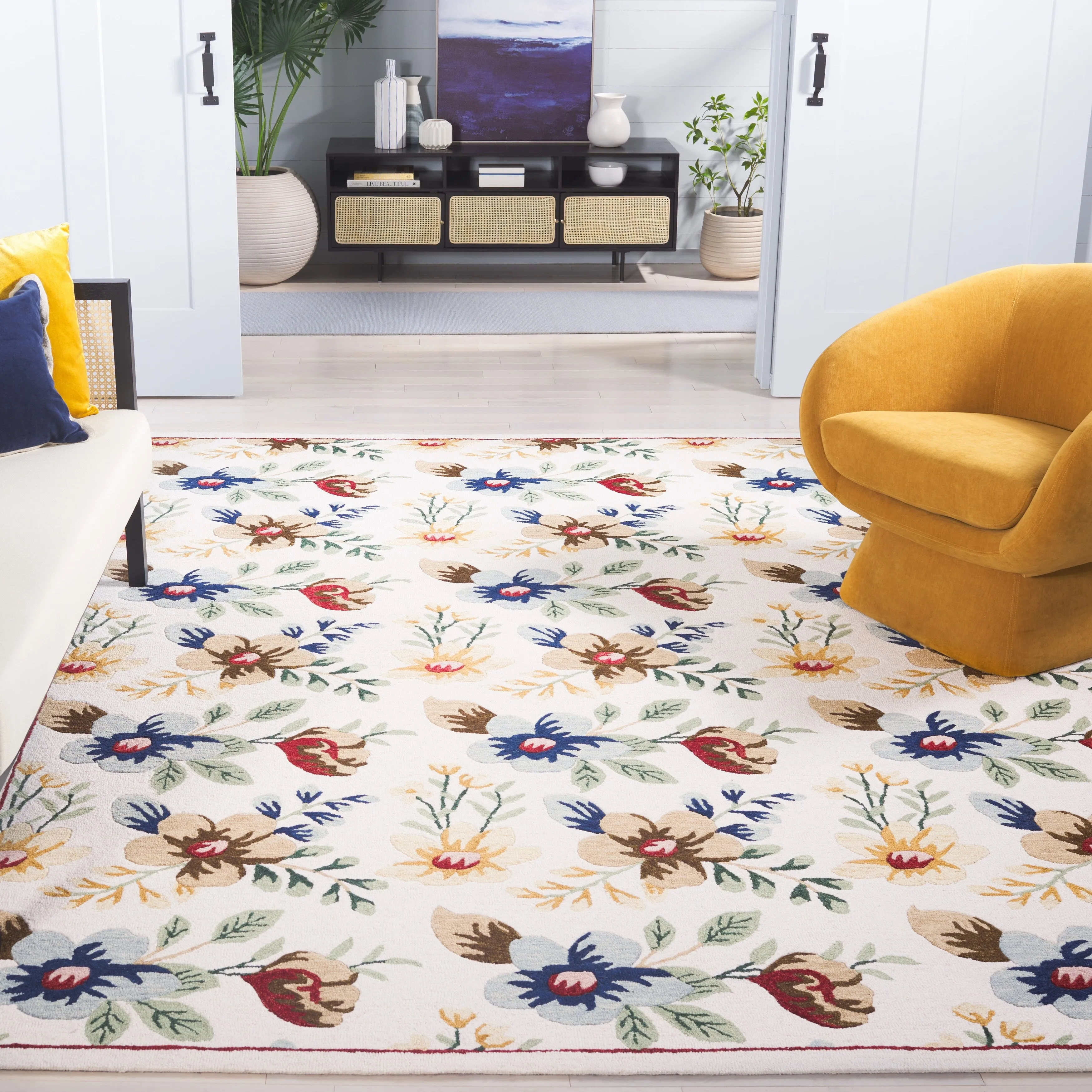 SAFAVIEH Handmade Blossom Geskea Modern & Contemporary Wool Rug
