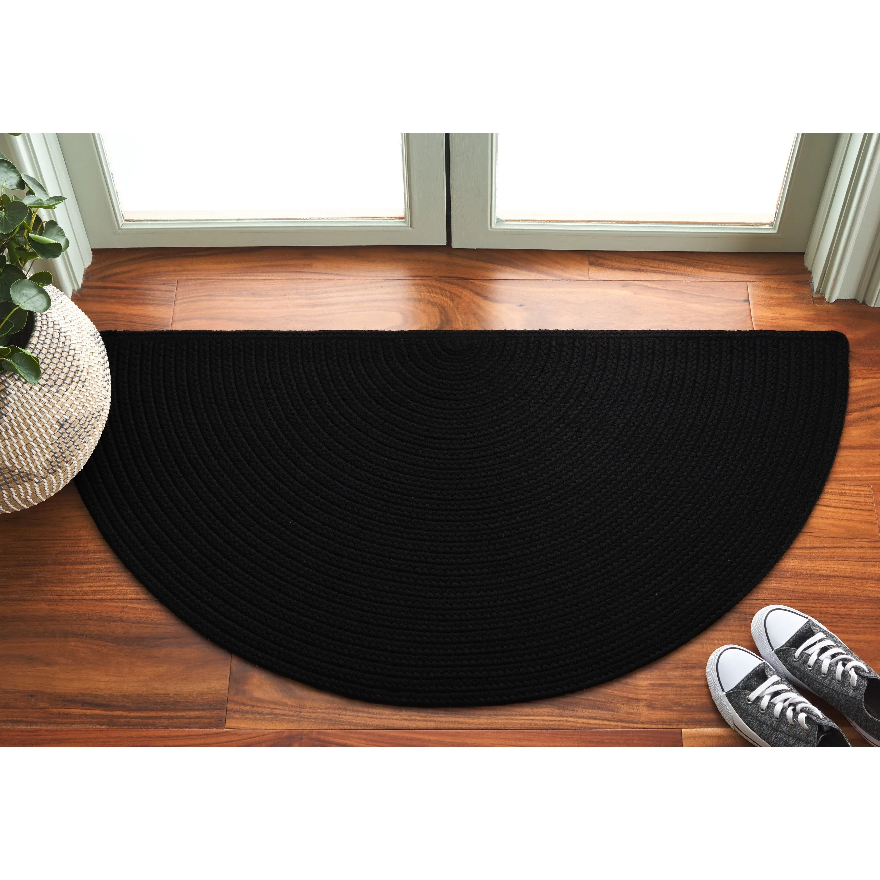 SAFAVIEH Handmade Braided Shabana Casual Lavada Rug