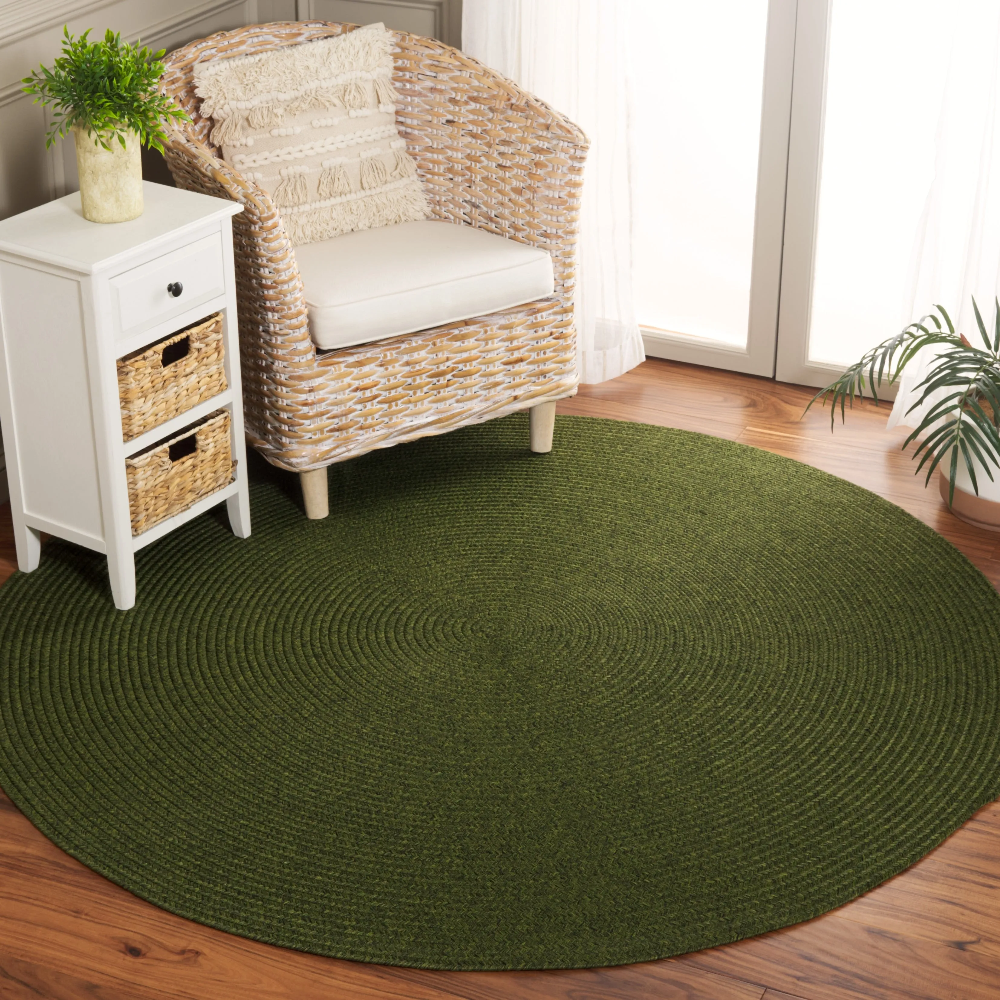 SAFAVIEH Handmade Braided Shabana Casual Lavada Rug
