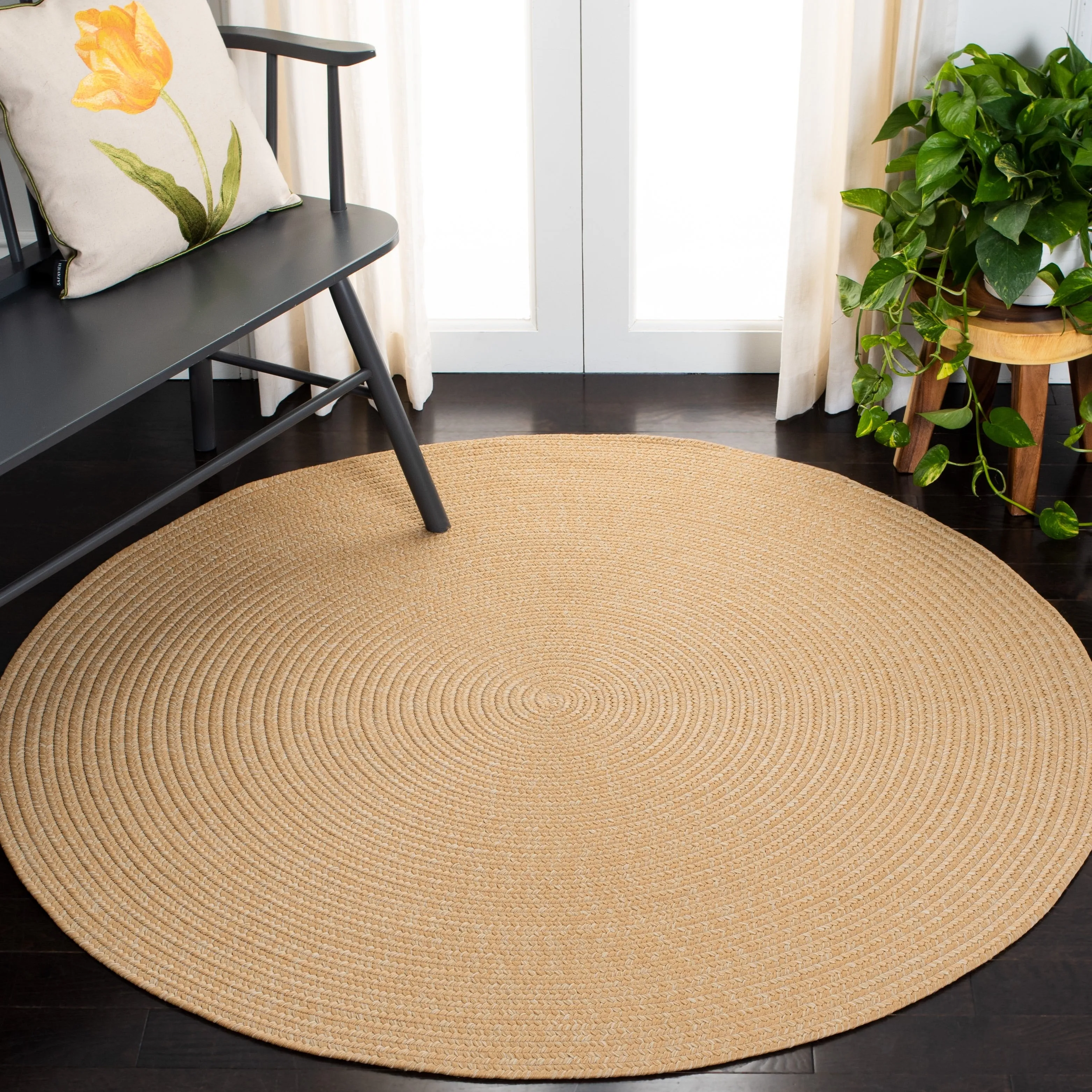 SAFAVIEH Handmade Braided Shabana Casual Lavada Rug