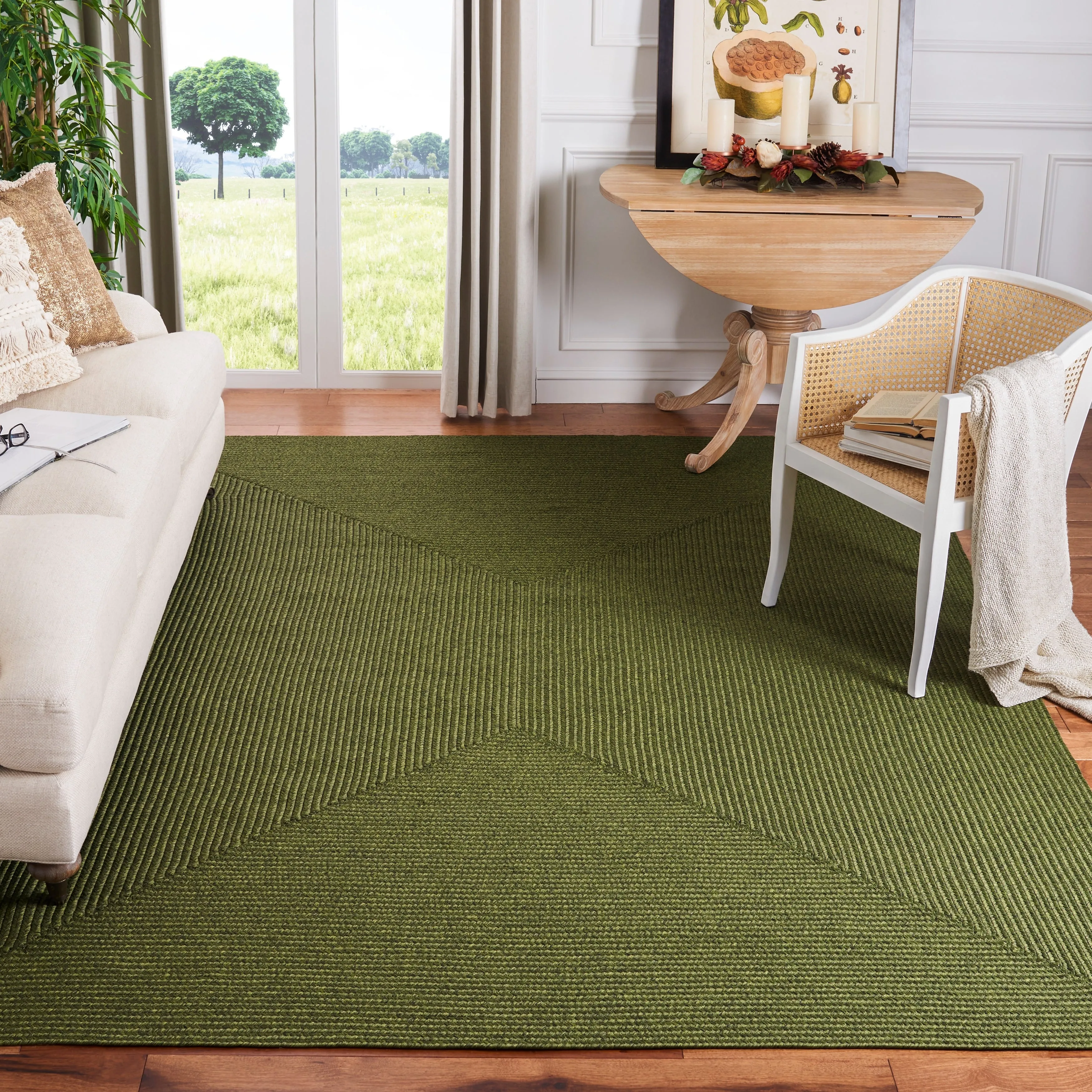 SAFAVIEH Handmade Braided Shabana Casual Lavada Rug