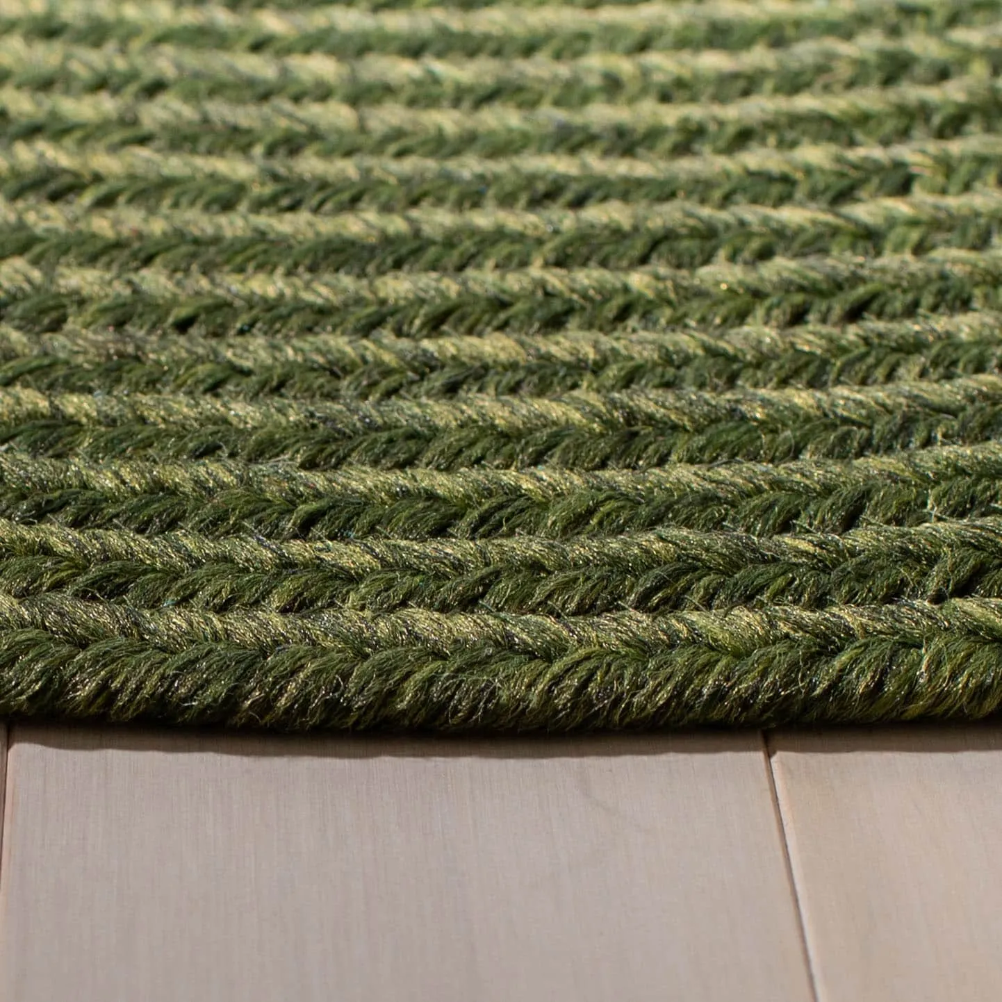 SAFAVIEH Handmade Braided Shabana Casual Lavada Rug