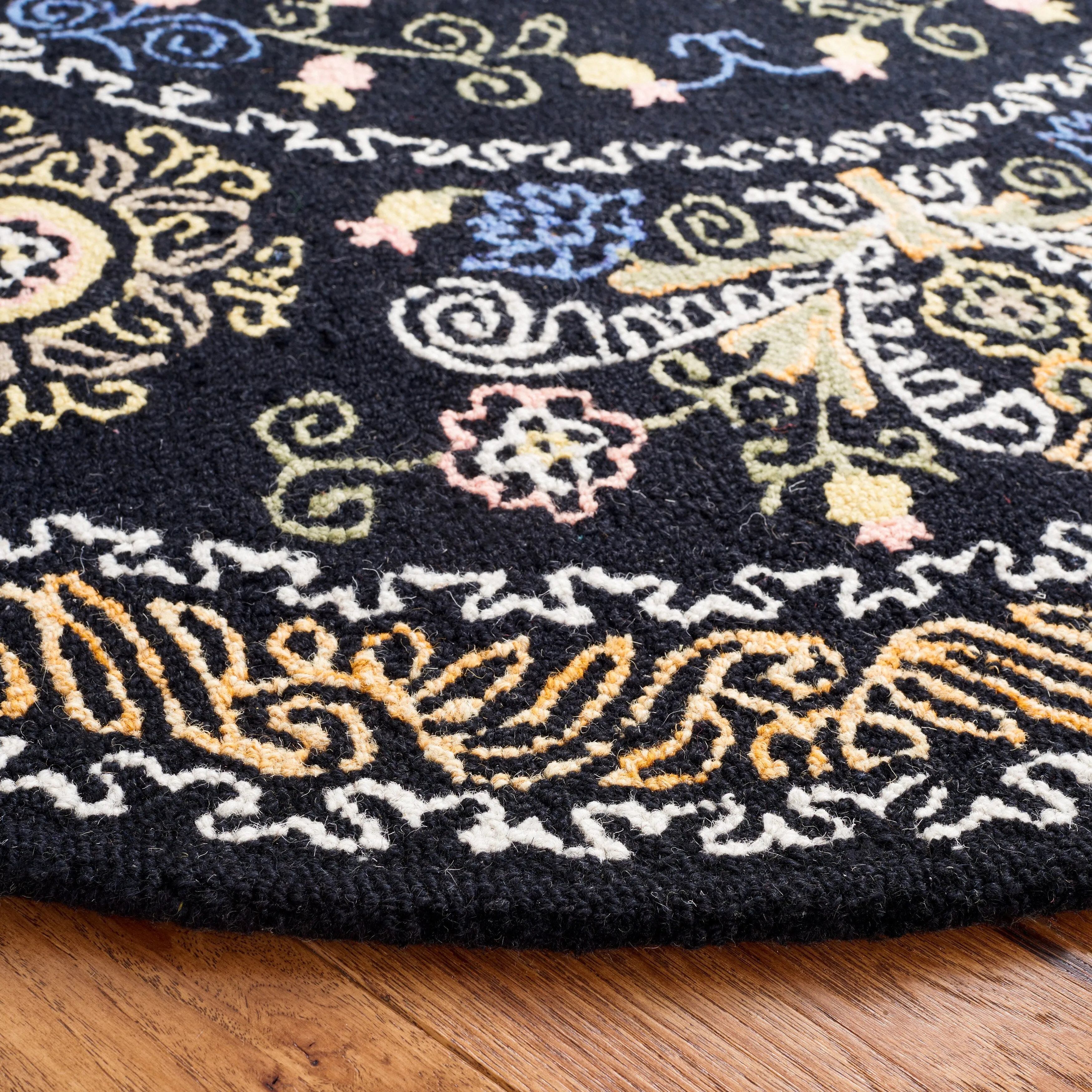 SAFAVIEH Handmade Celedonia Modern Medallion Micro-Loop Wool Area Rug
