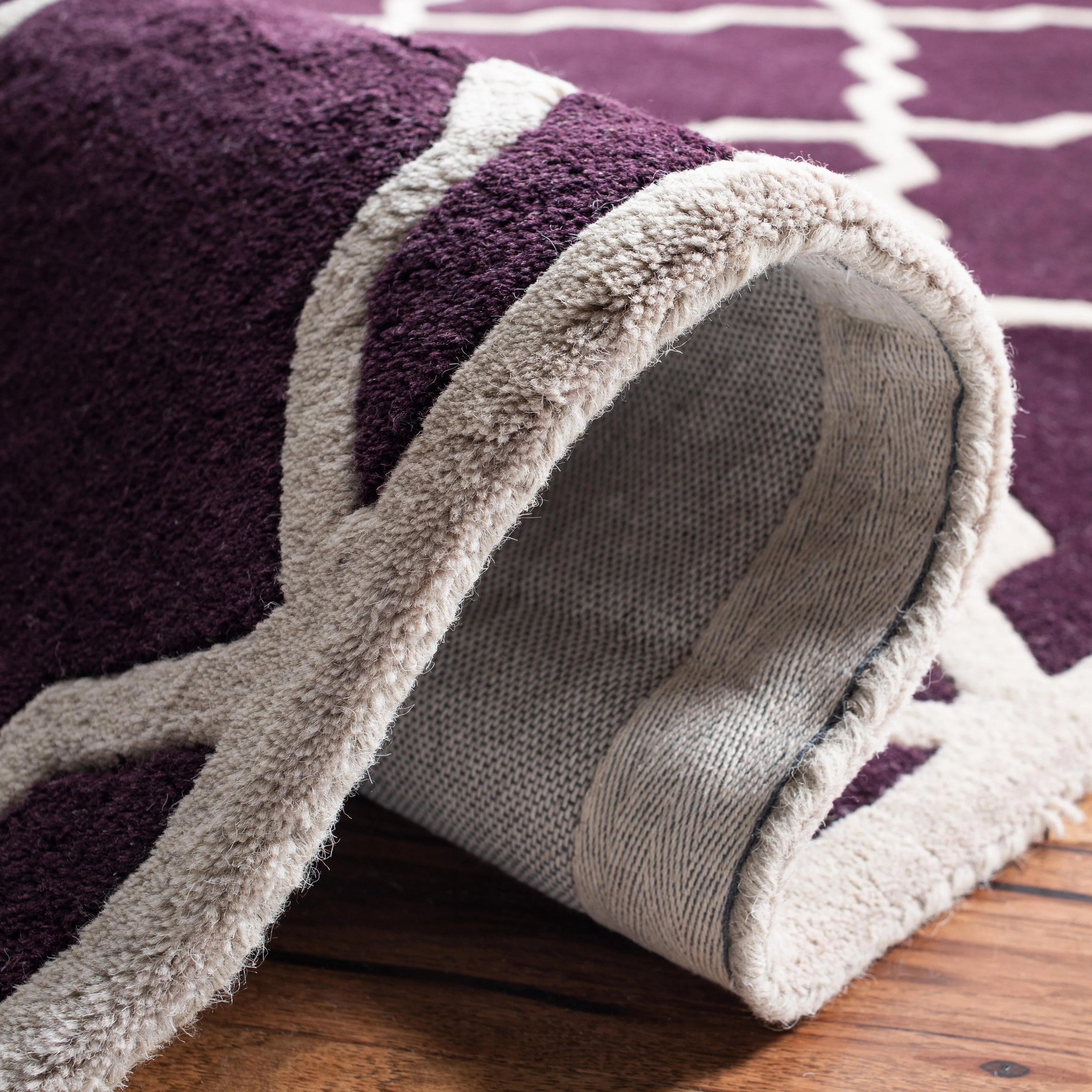 SAFAVIEH Handmade Chatham Nhuong Modern Moroccan Wool Rug
