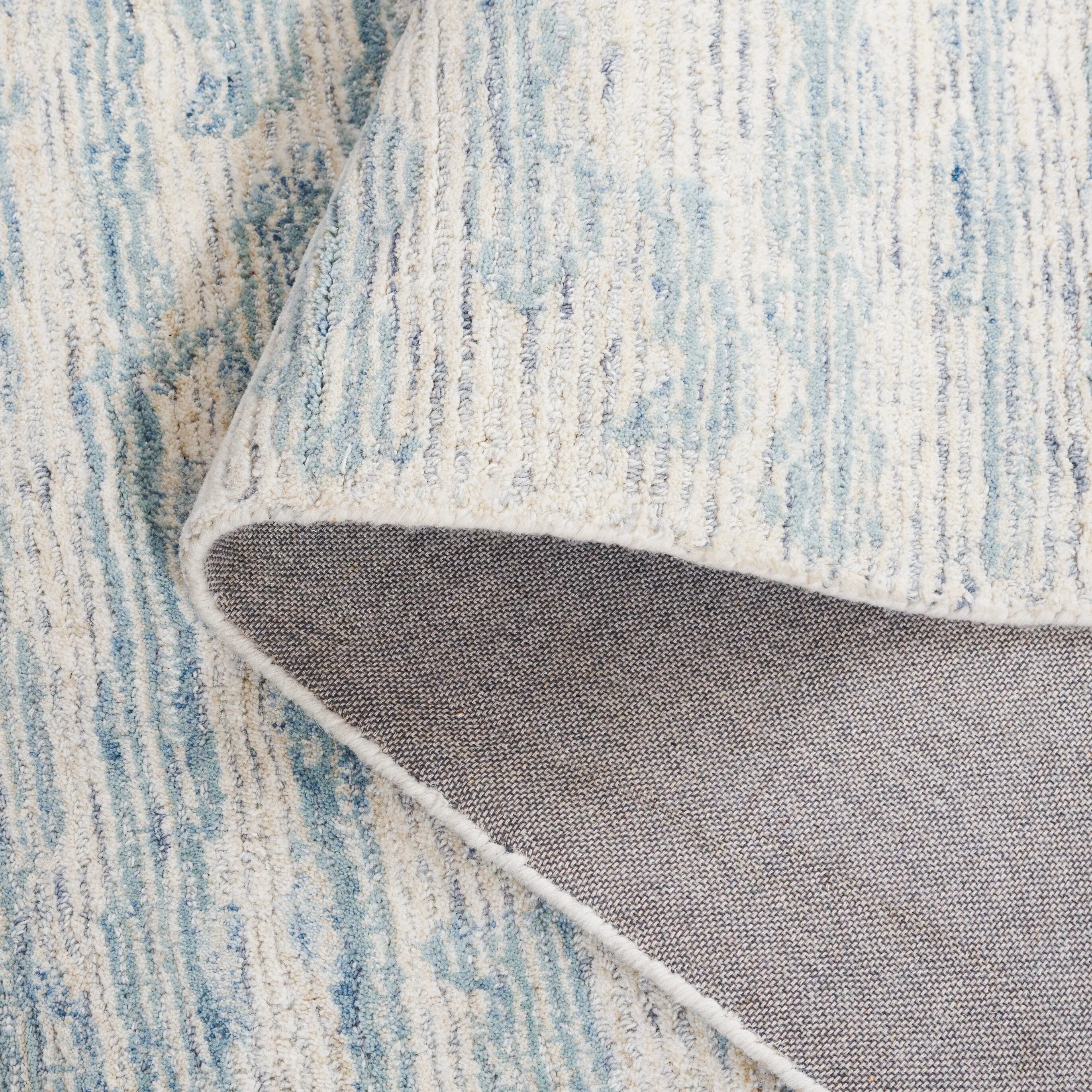 SAFAVIEH Handmade Ebony Anastasiya Modern & Contemporary Wool Rug