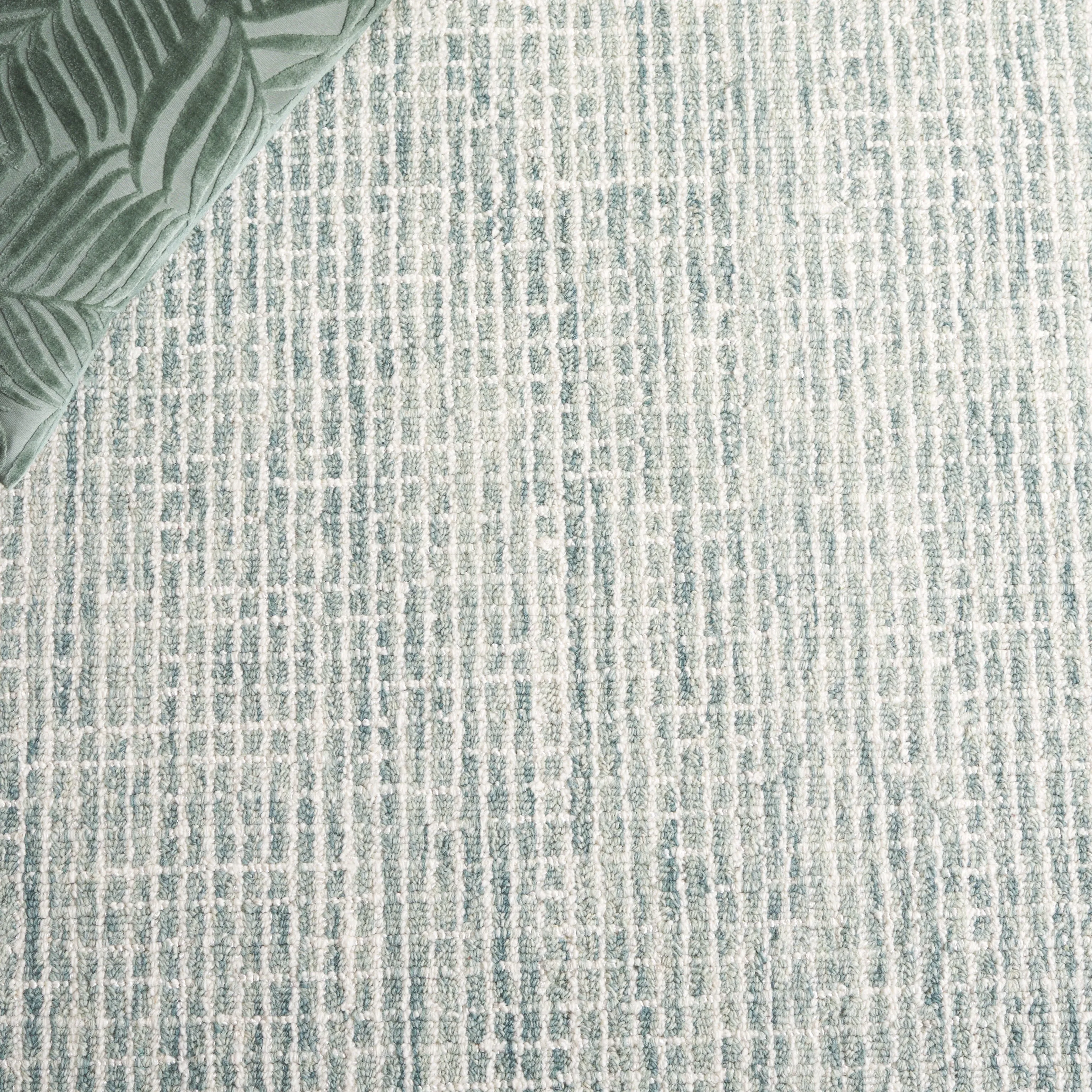 SAFAVIEH Handmade Ebony Herfriede Modern & Contemporary Wool Rug
