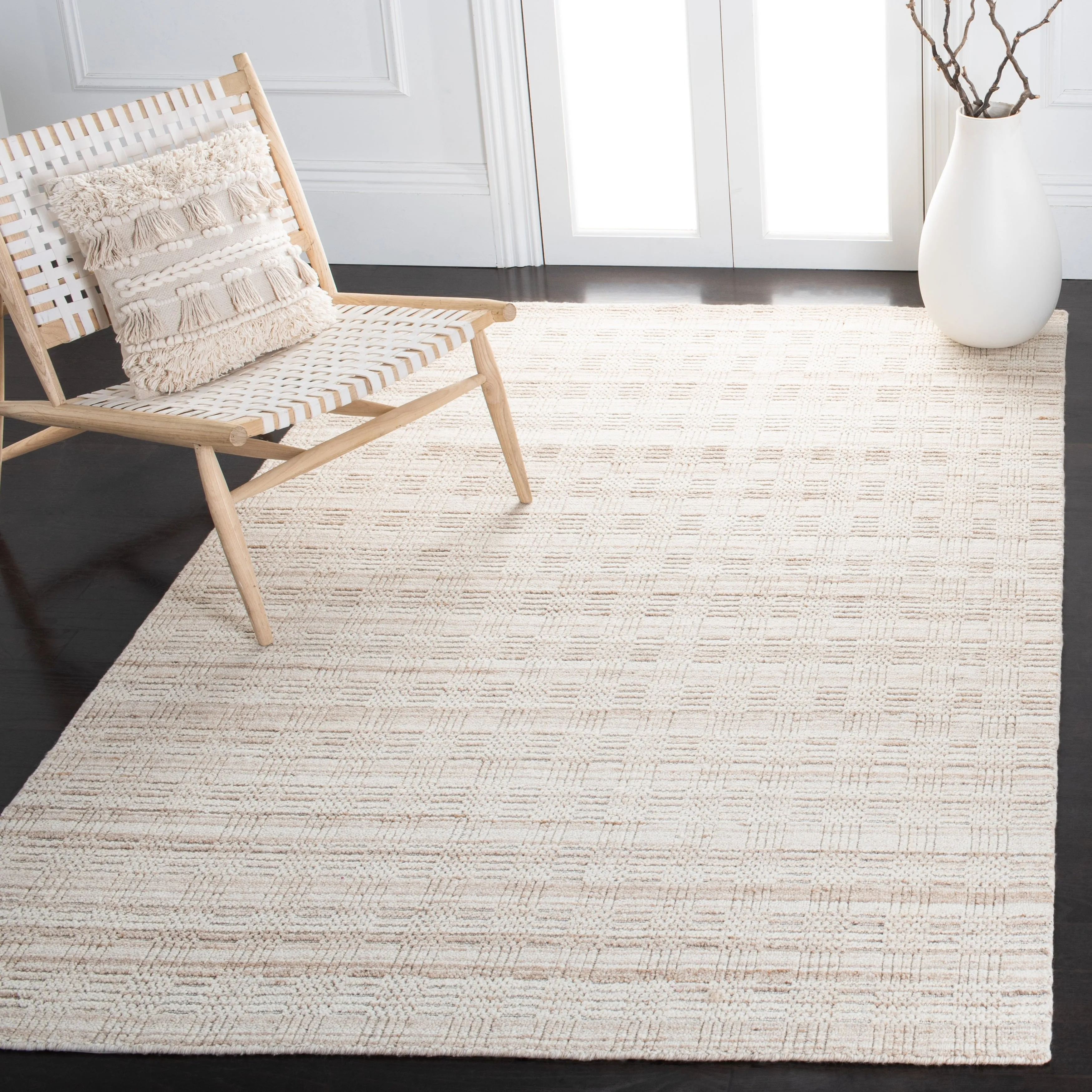 SAFAVIEH Handmade Elements Vitoria Wool Rug