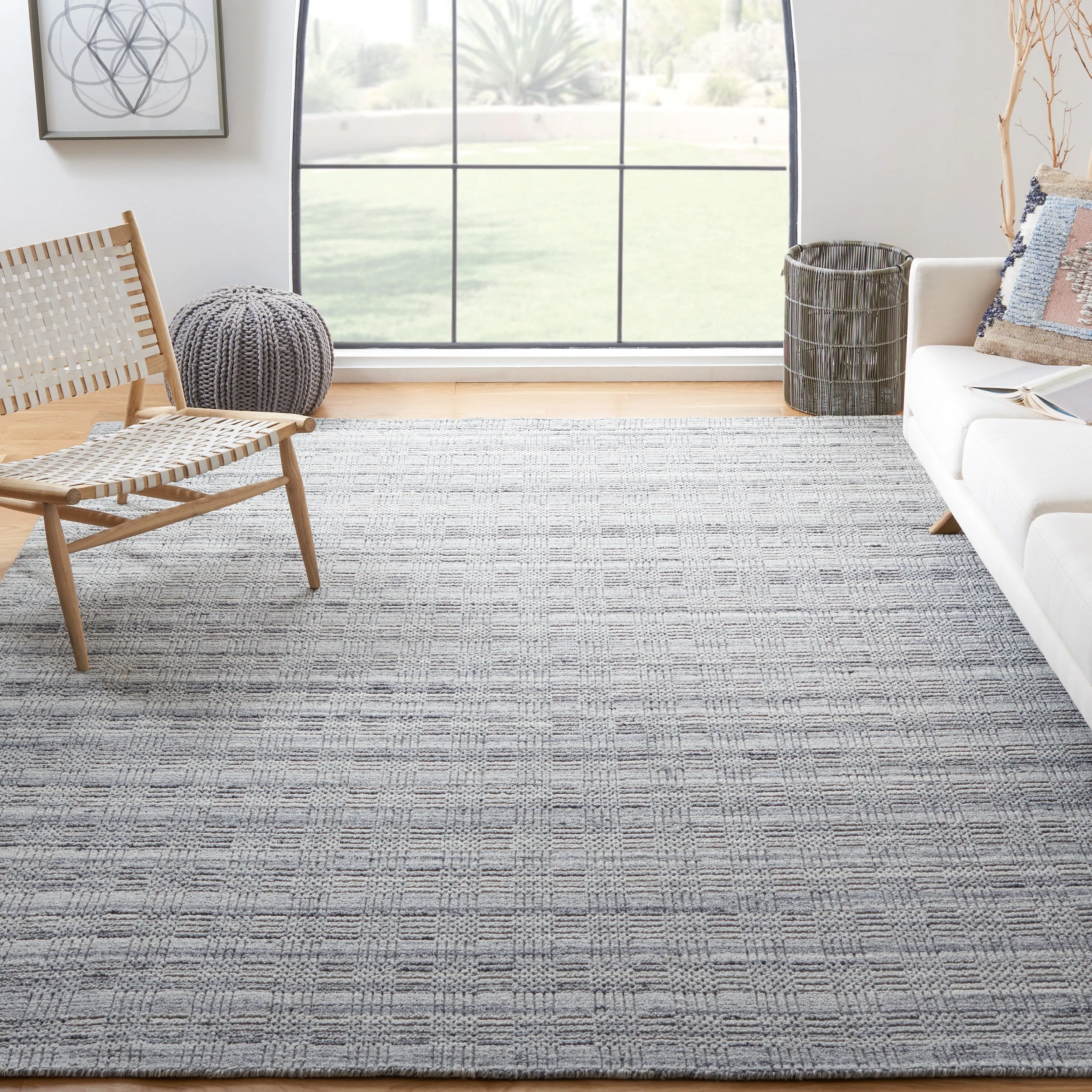 SAFAVIEH Handmade Elements Vitoria Wool Rug